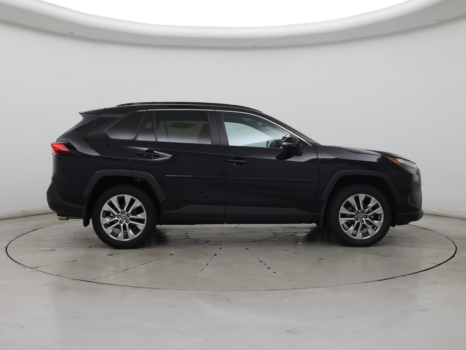 2024 Toyota RAV4 XLE Premium - Photo 8