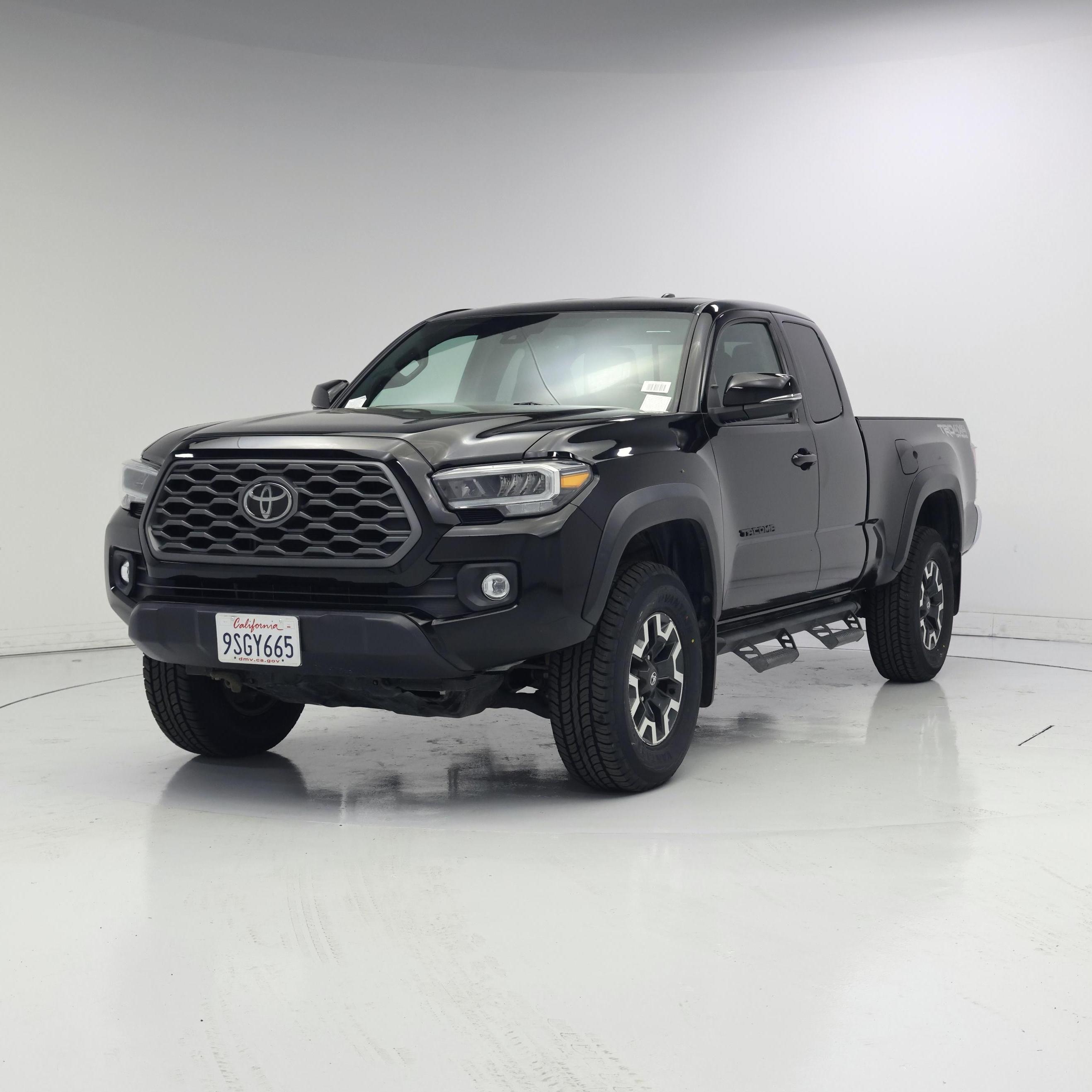 Thumbnail: 2023 Toyota Tacoma - 4