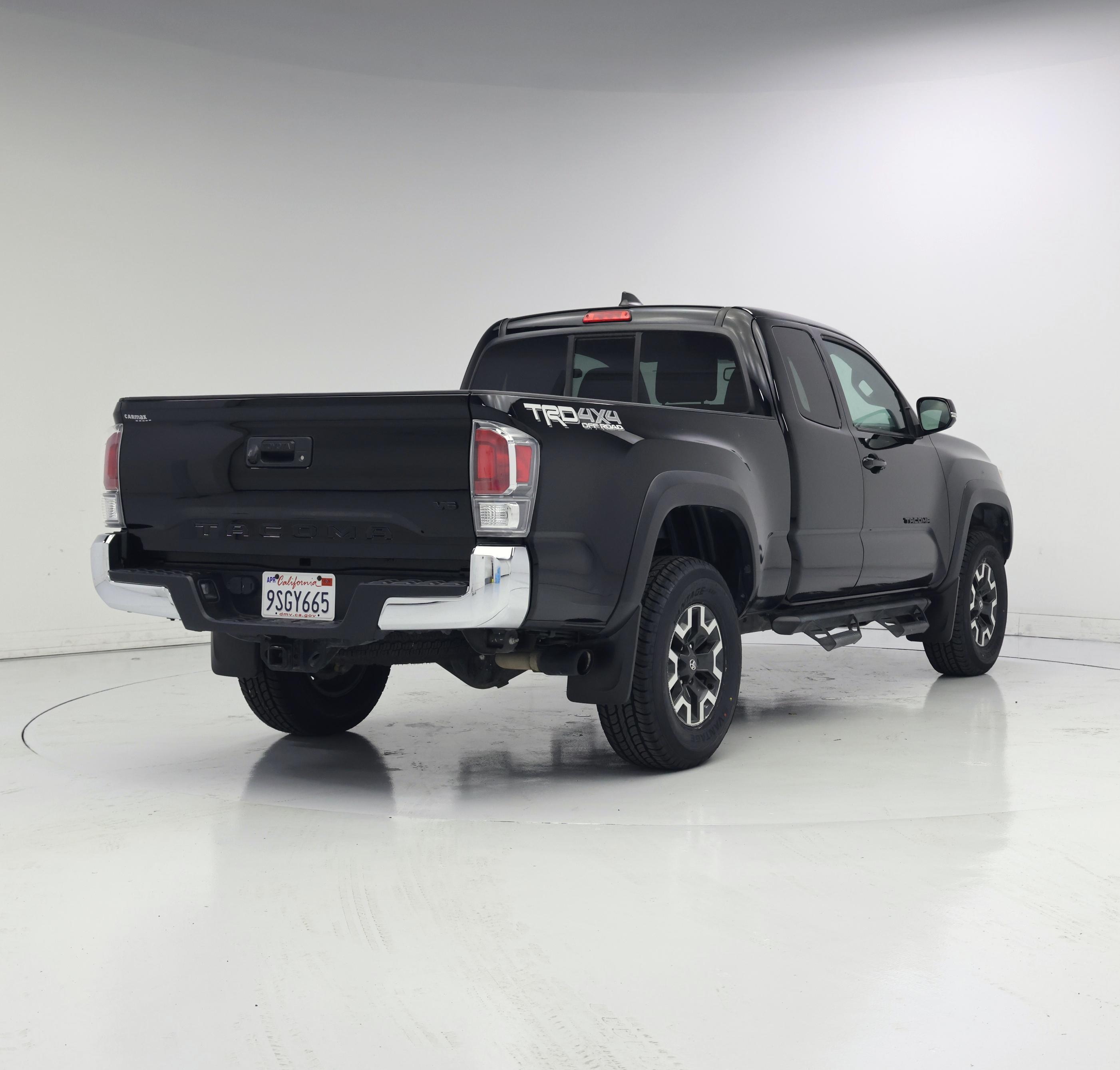 Thumbnail: 2023 Toyota Tacoma - 8