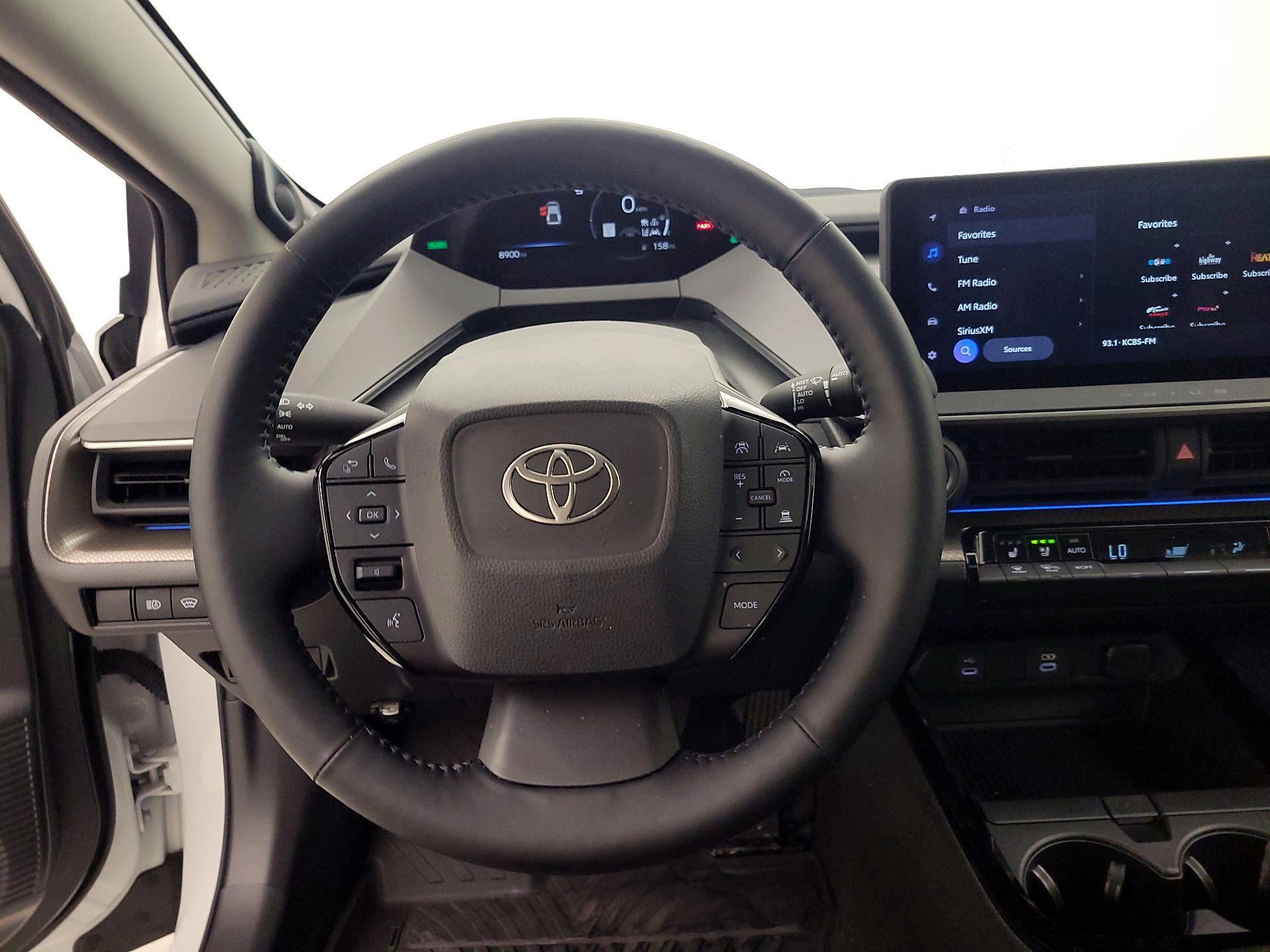 Thumbnail: 2024 Toyota Prius - 10