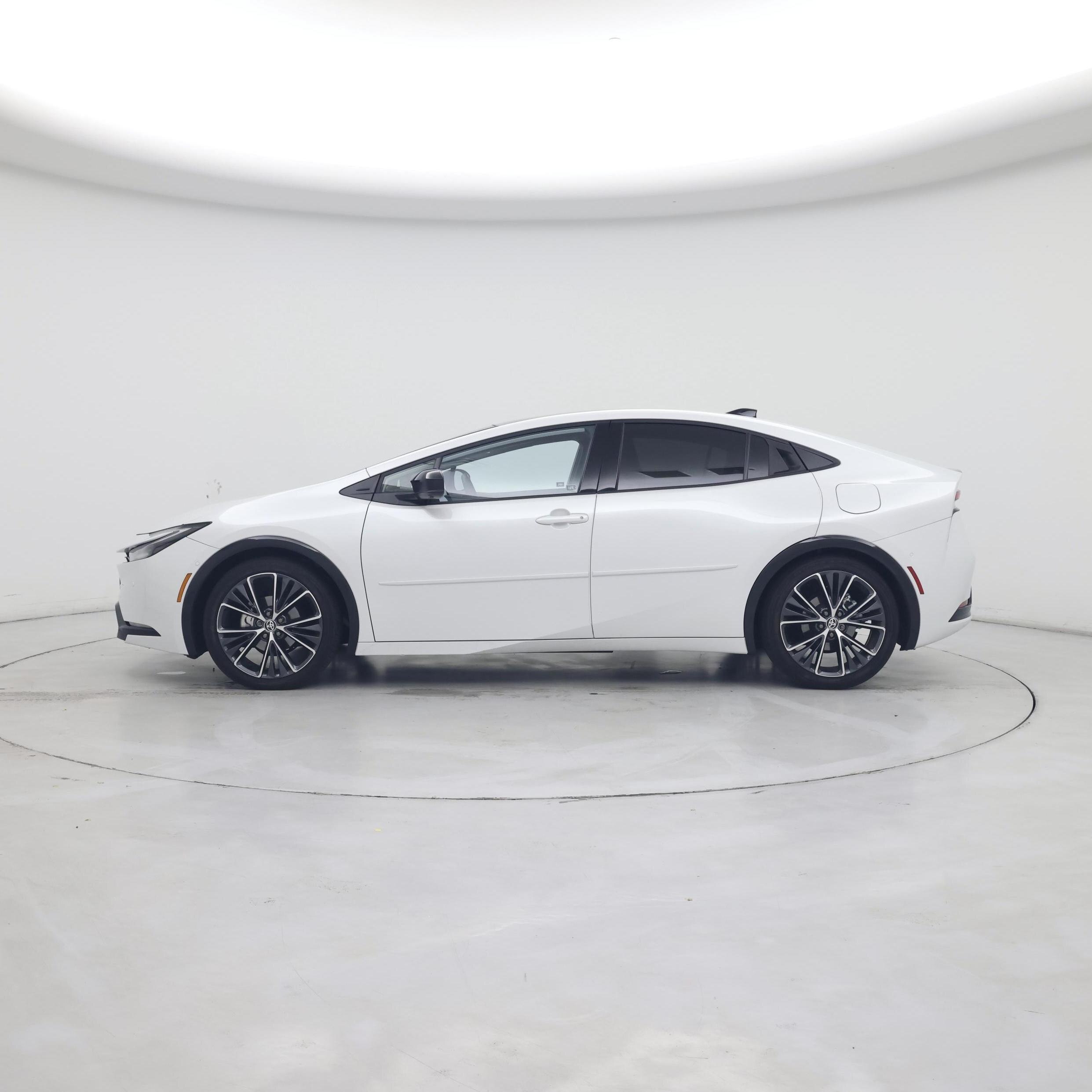 Thumbnail: 2024 Toyota Prius - 3