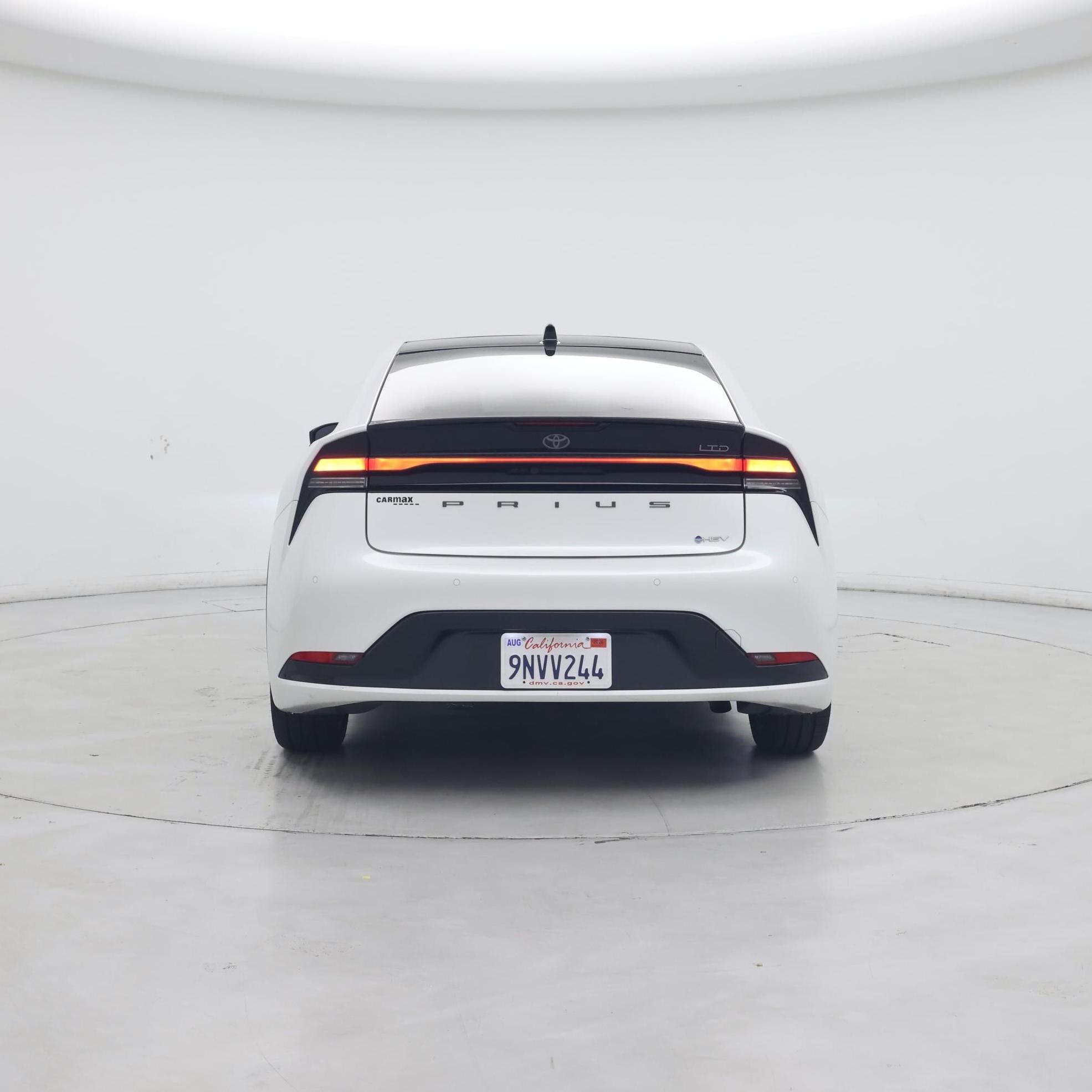 Thumbnail: 2024 Toyota Prius - 6