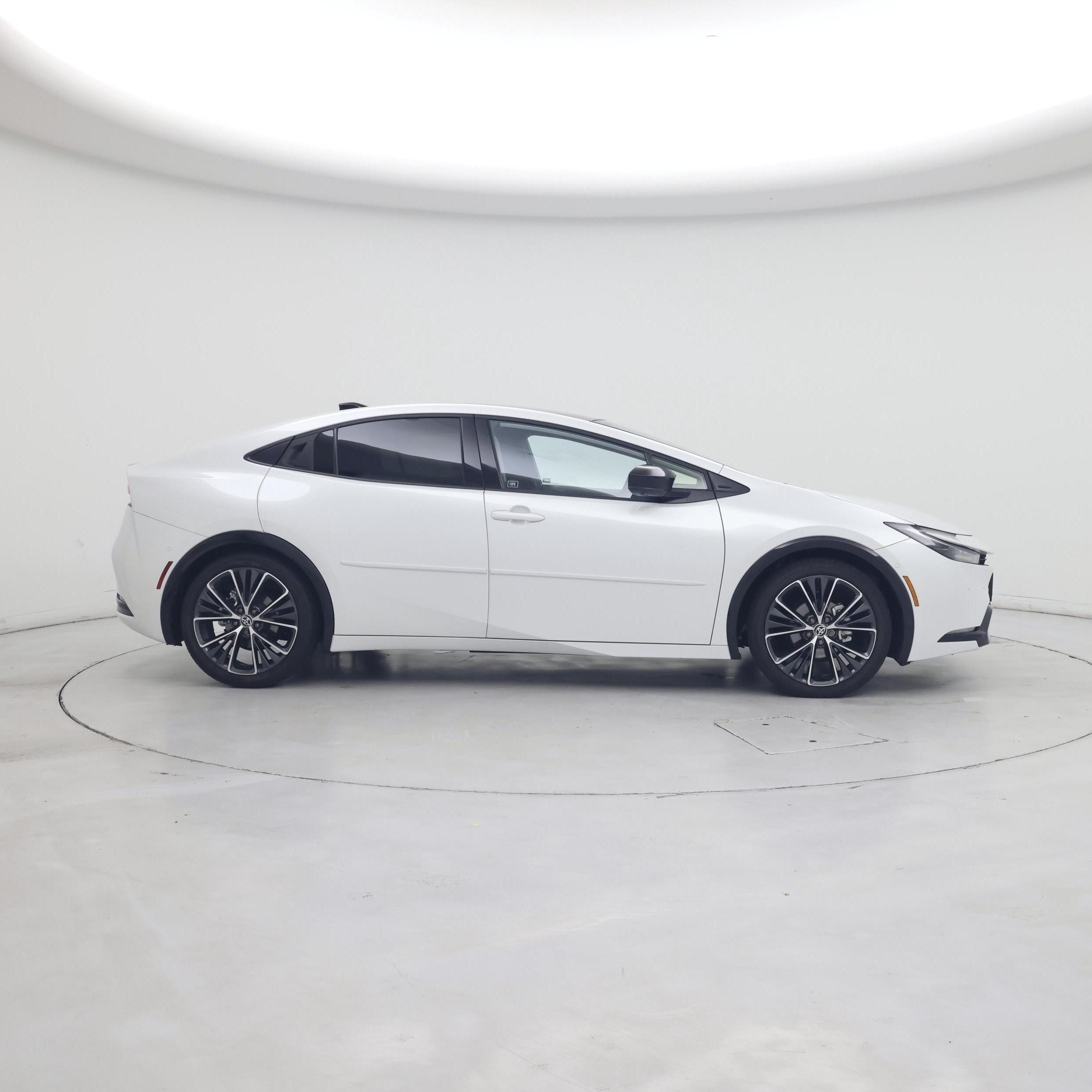 Thumbnail: 2024 Toyota Prius - 7