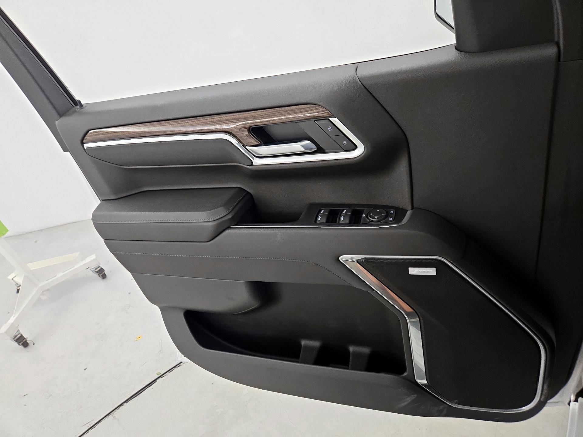 Thumbnail: 2023 Chevrolet Silverado 1500 - 12