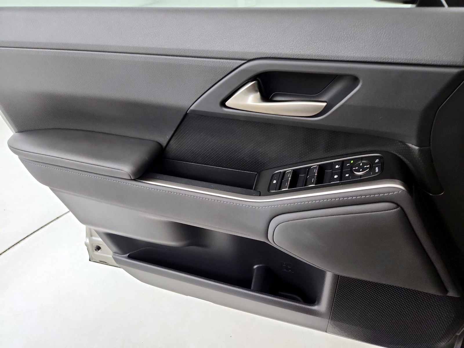 2024 Lexus GX Premium - Photo 13
