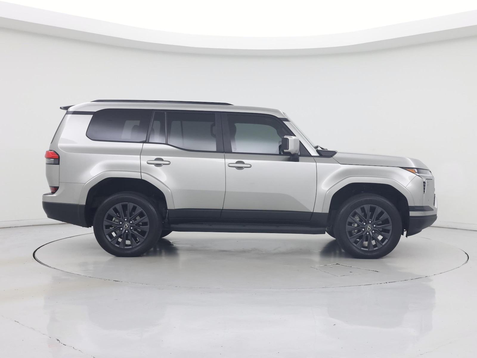 2024 Lexus GX Premium - Photo 8