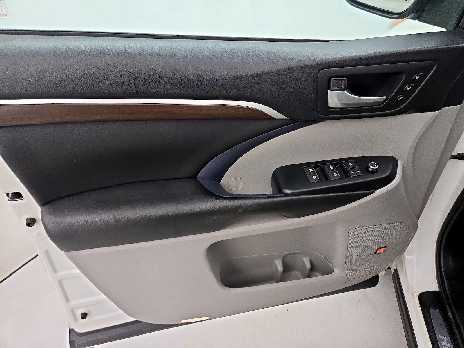 2016 Toyota Highlander Limited Platinum - Photo 13