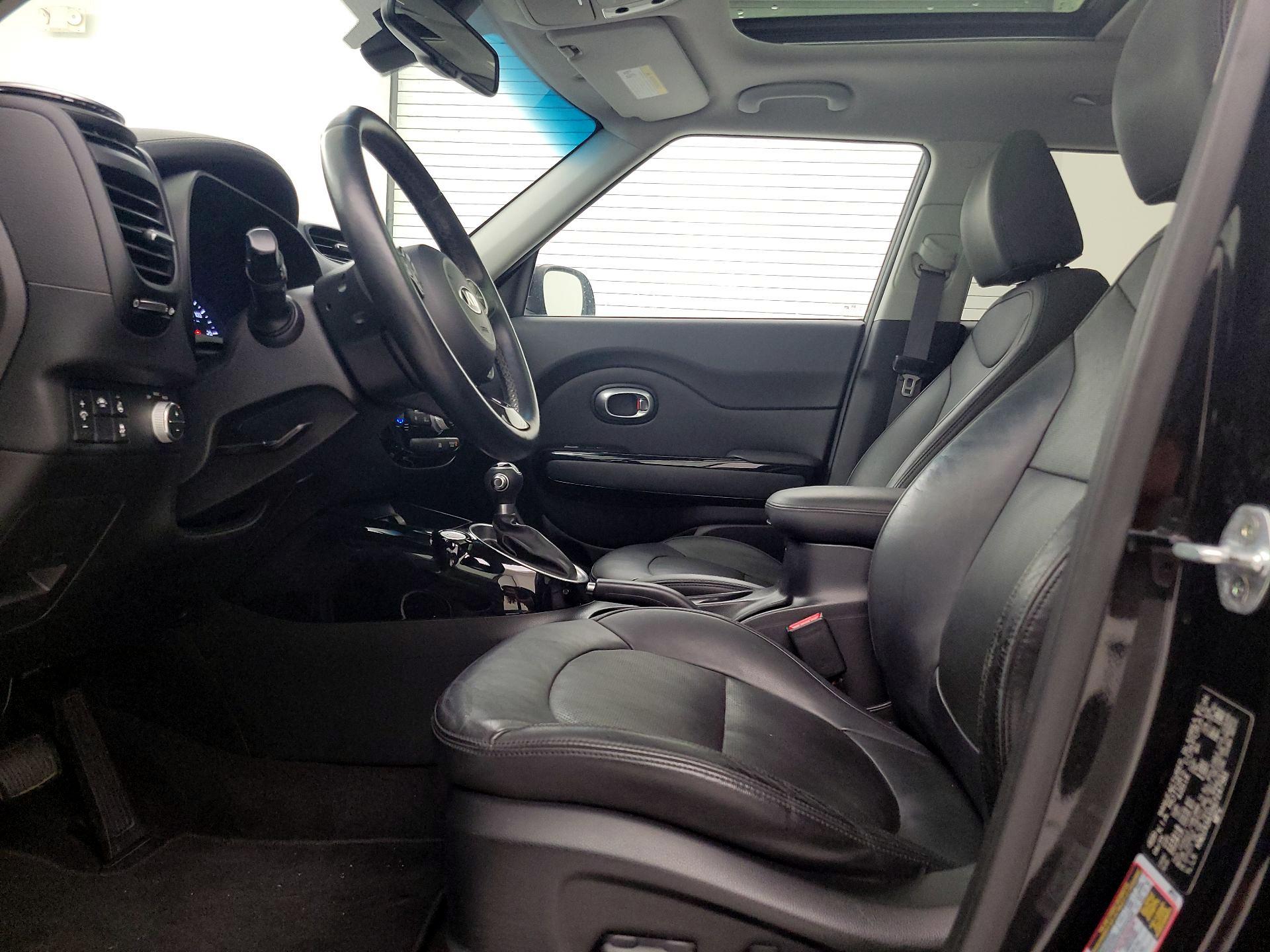 Thumbnail: 2016 Kia Soul - 11