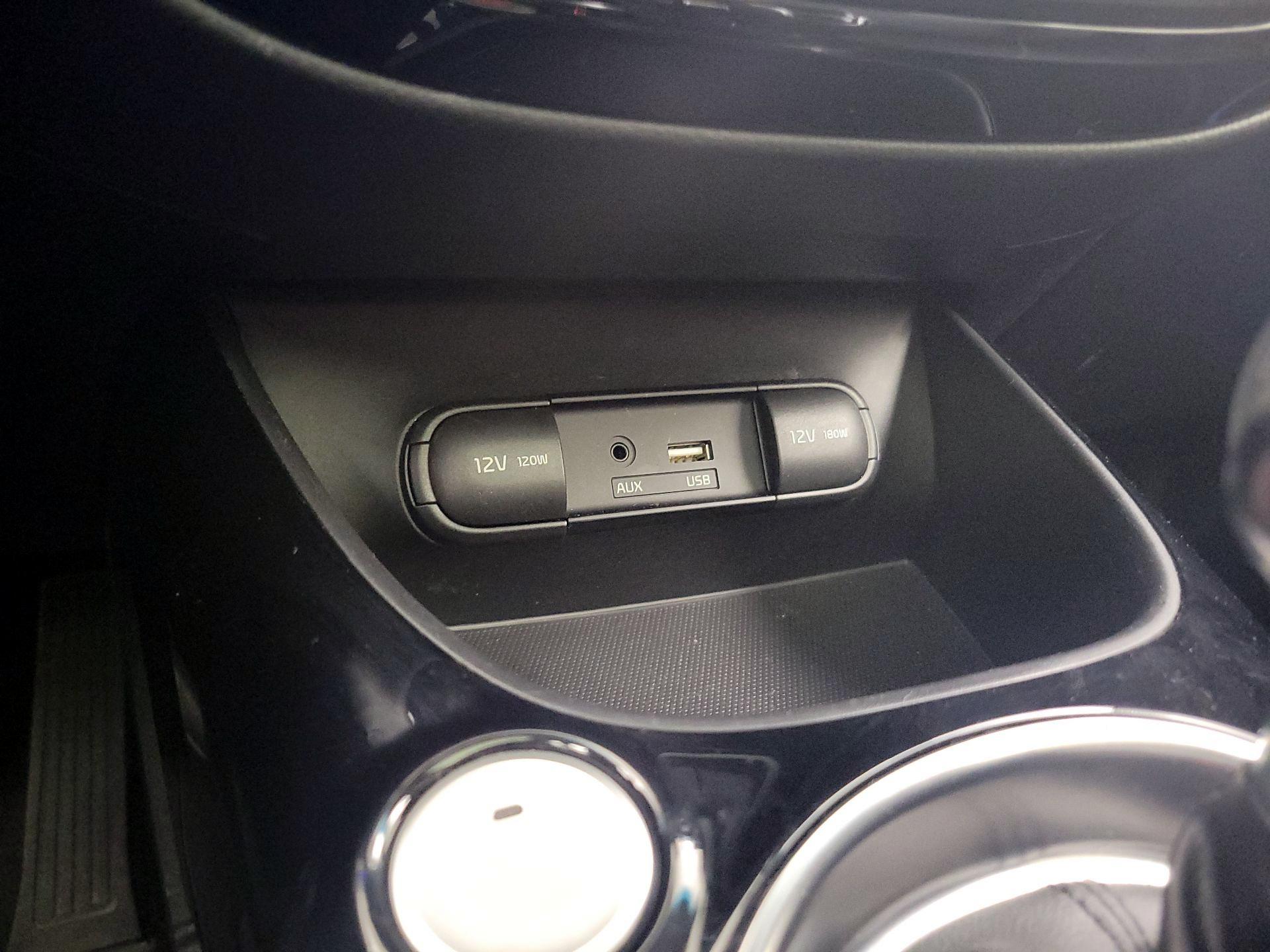 Thumbnail: 2016 Kia Soul - 19