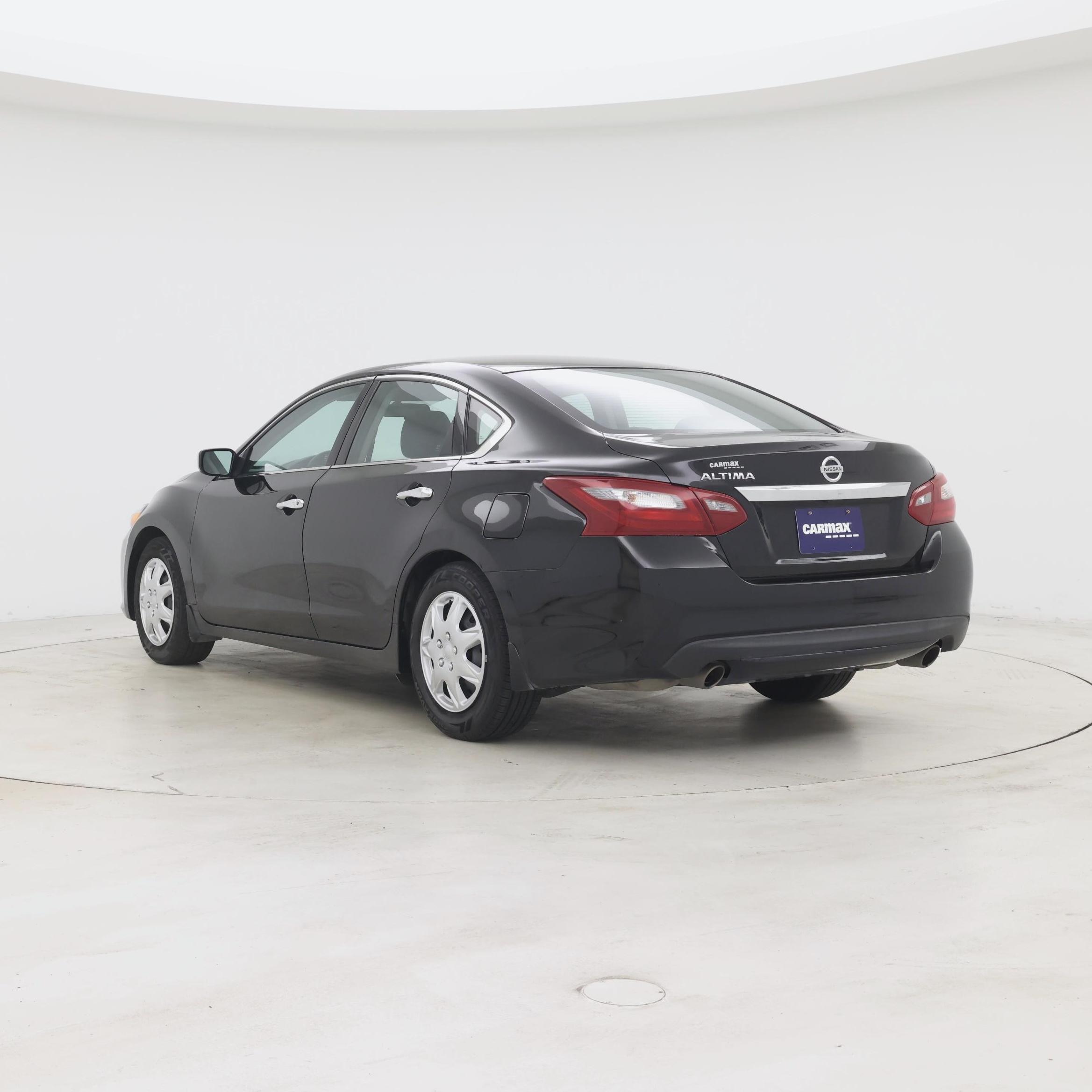 Thumbnail: 2018 Nissan Altima - 2