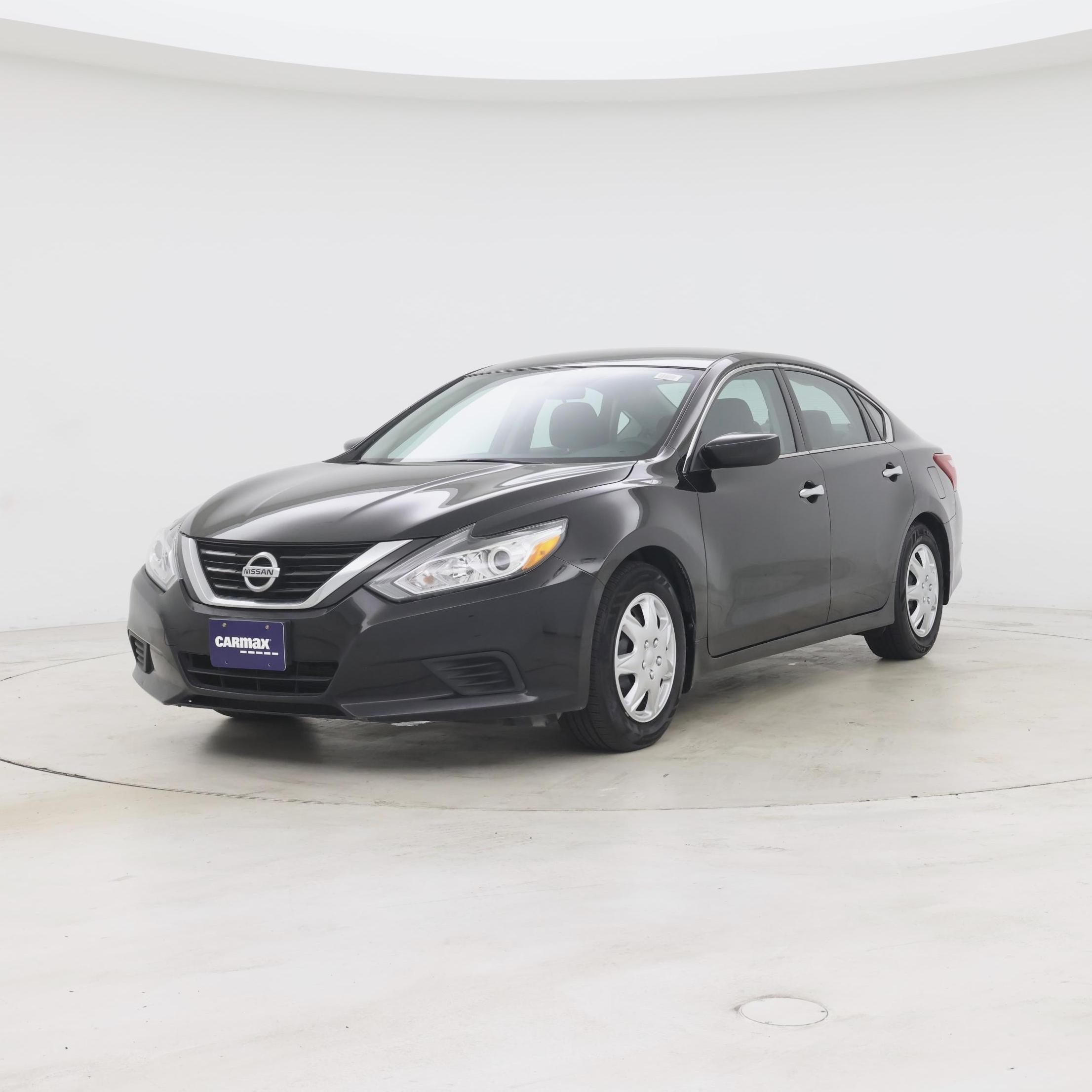 Thumbnail: 2018 Nissan Altima - 4