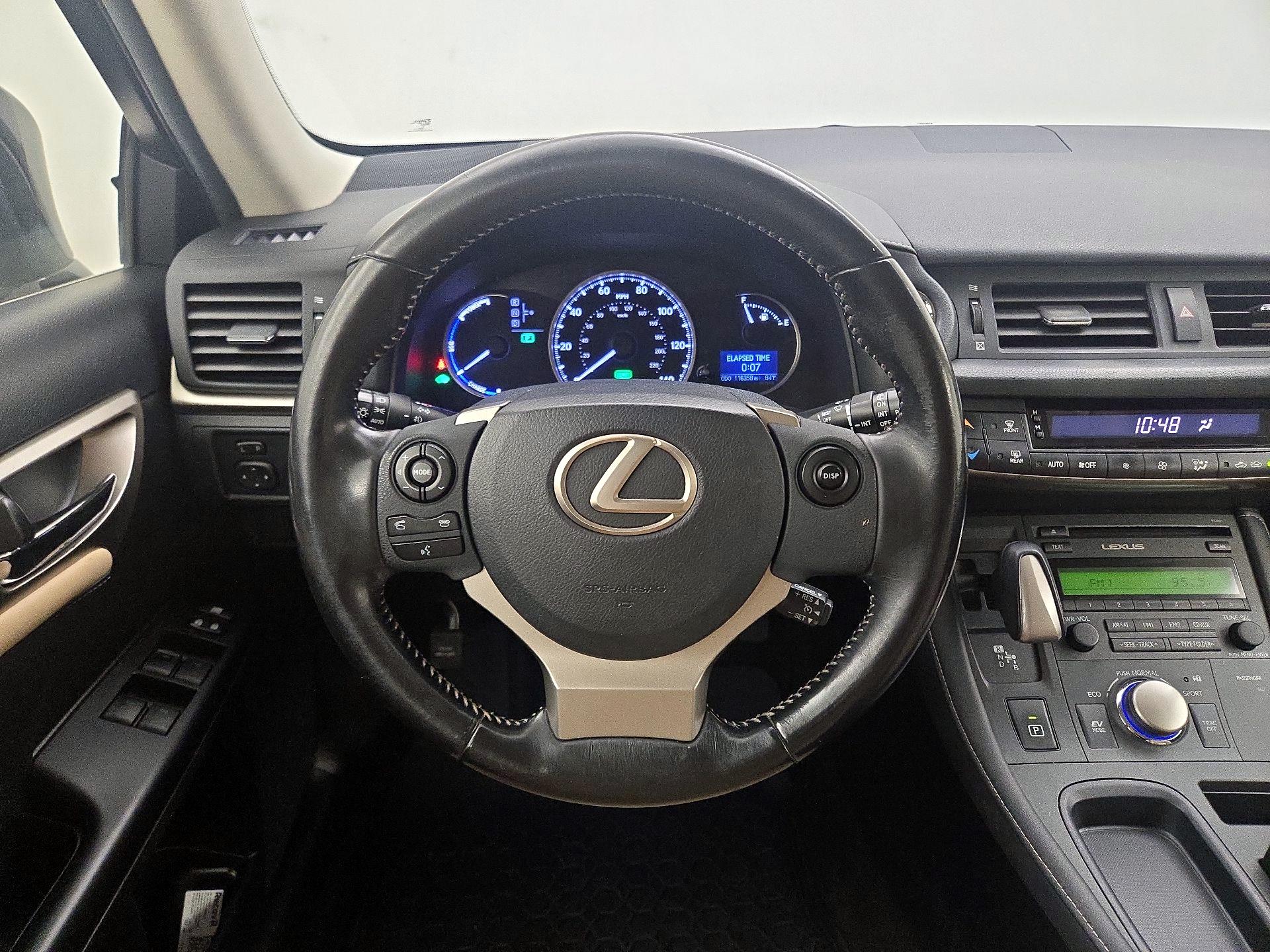 Thumbnail: 2017 Lexus CT - 10
