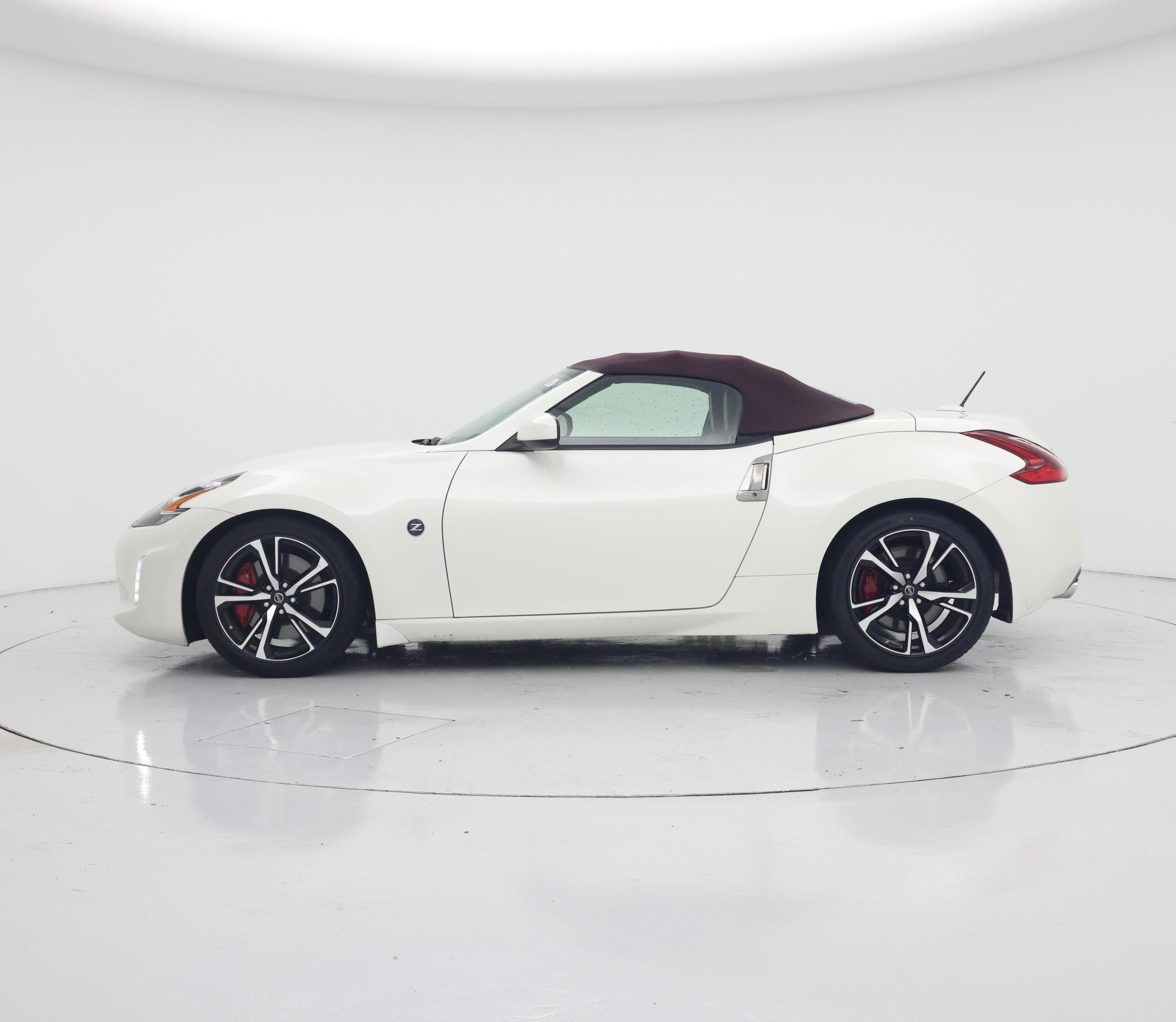 Thumbnail: 2018 Nissan Z - 3