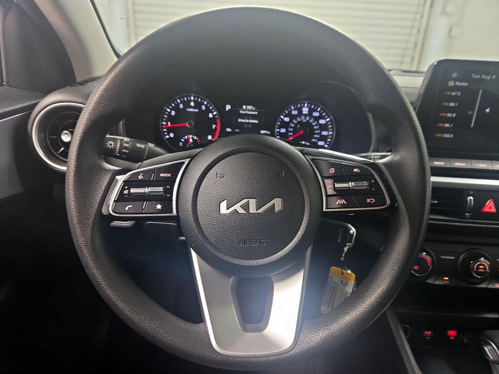 Thumbnail: 2024 Kia Forte - 10