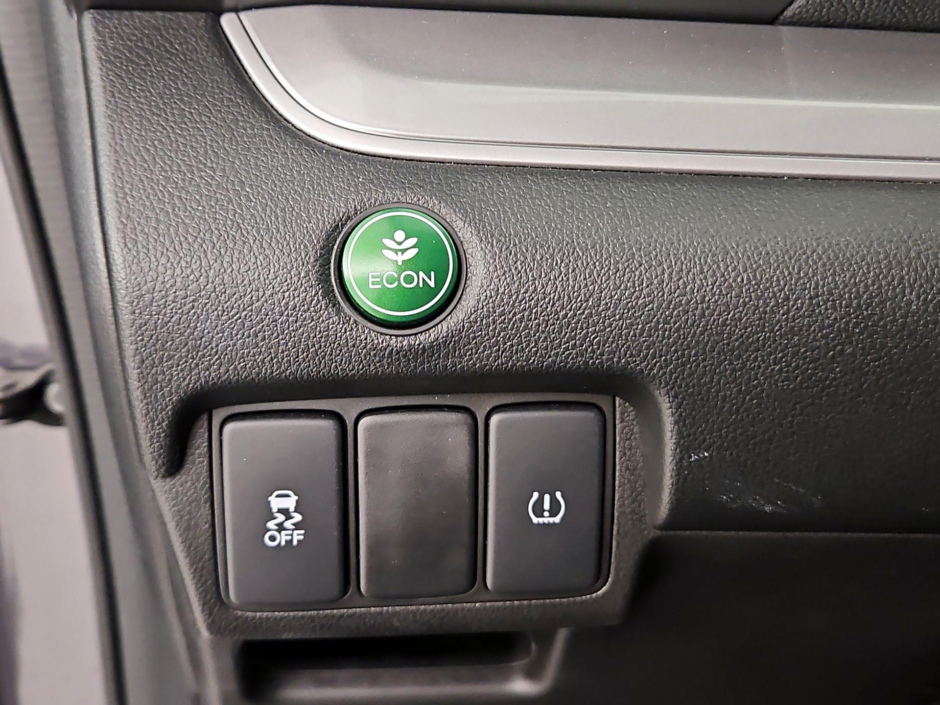 Thumbnail: 2015 Honda CR-V - 13