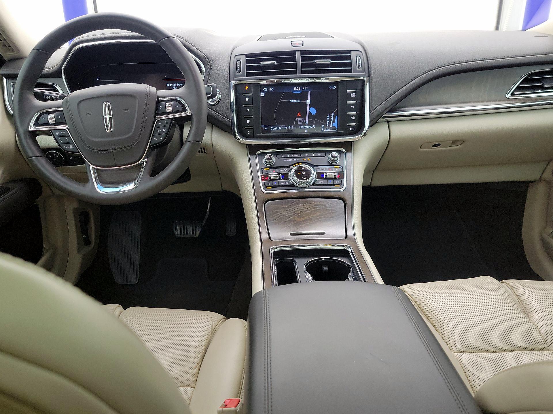 Thumbnail: 2019 Lincoln Continental - 9