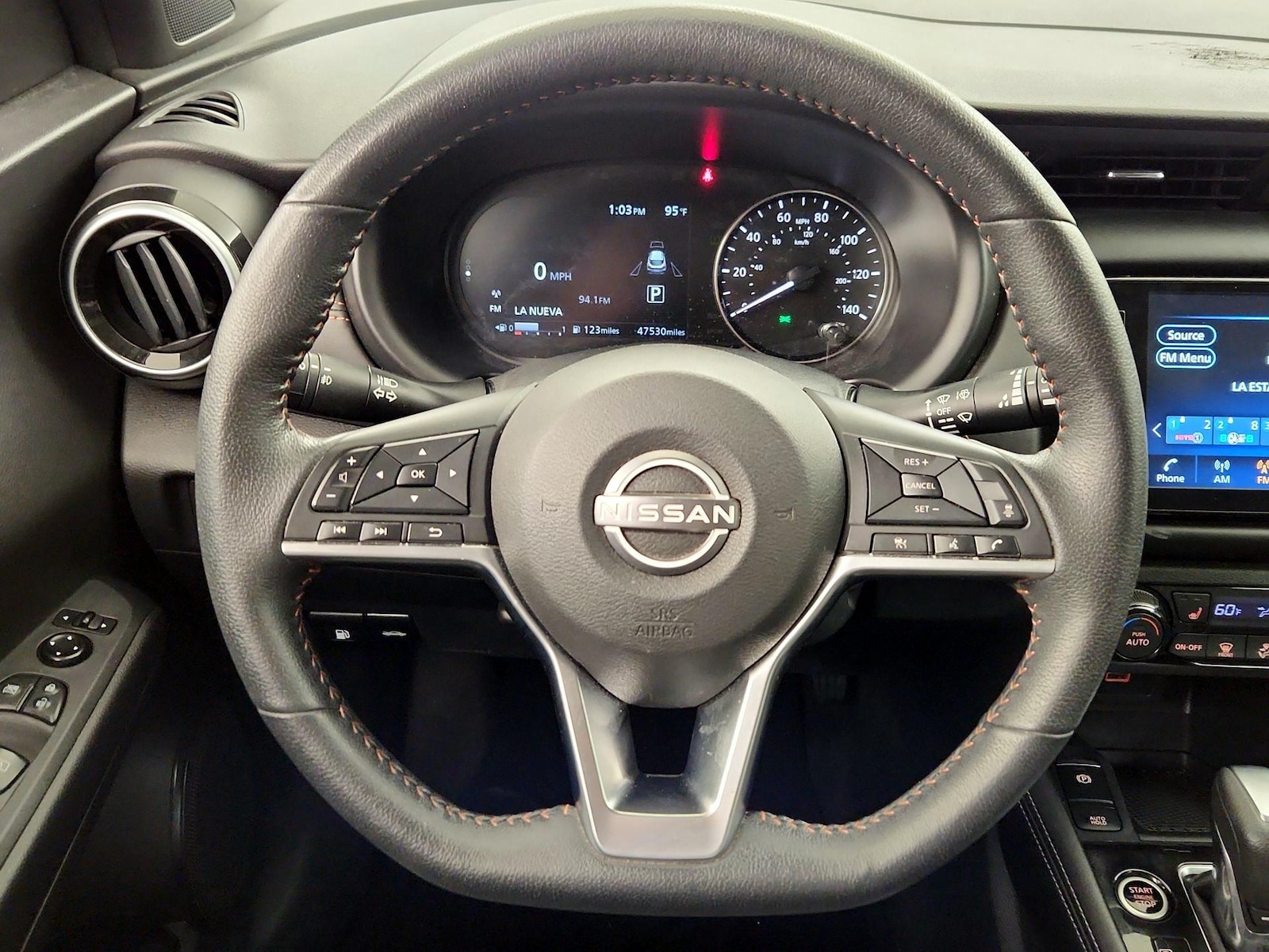 2024 Nissan Kicks SR - Photo 11