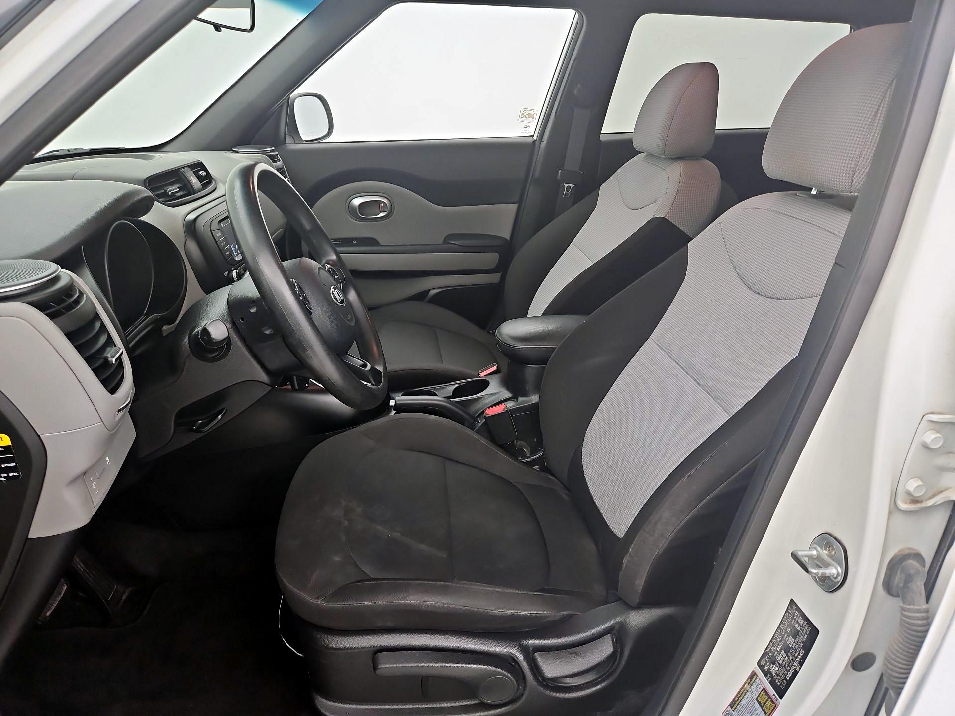 Thumbnail: 2018 Kia Soul - 11