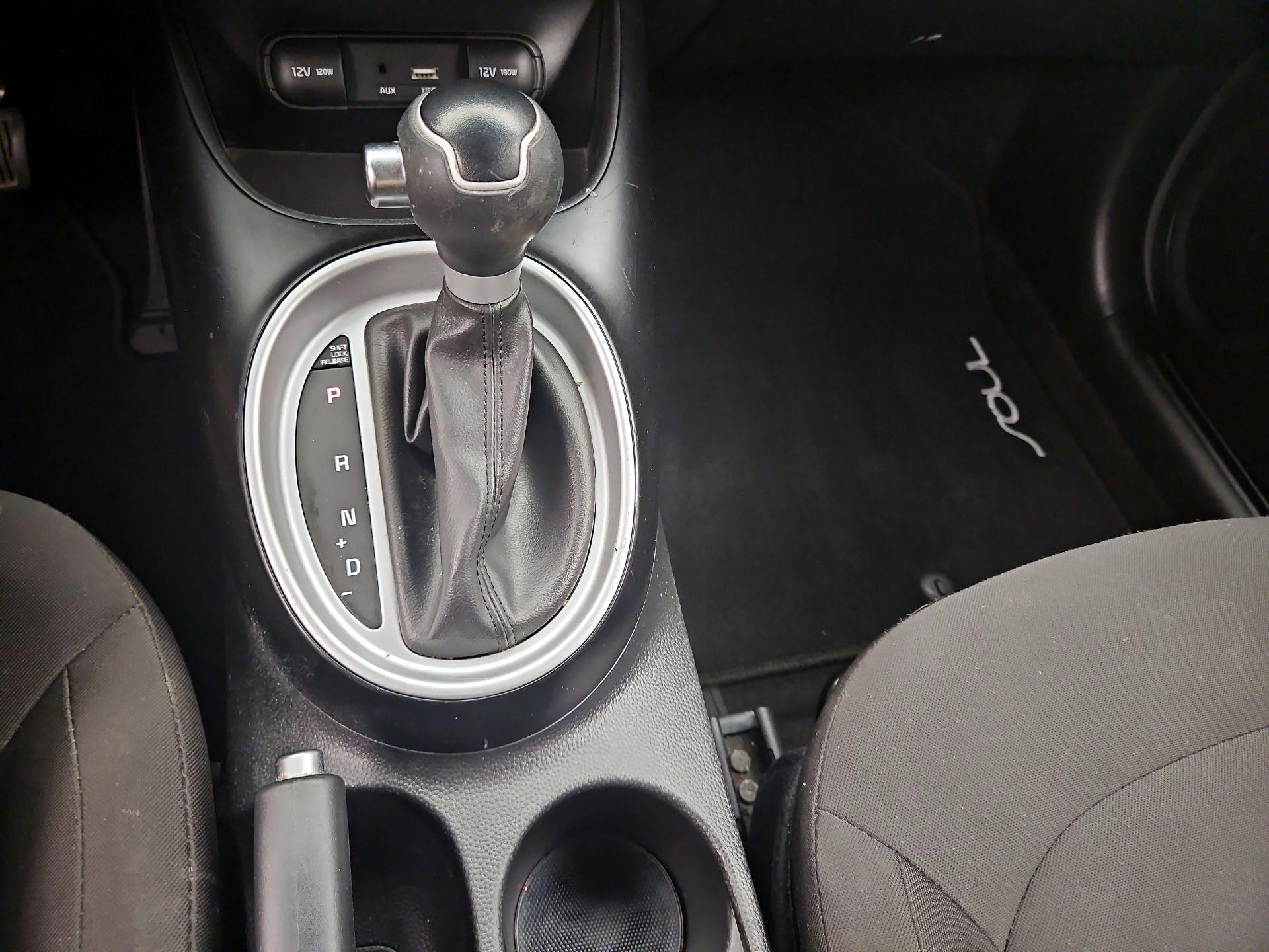 Thumbnail: 2018 Kia Soul - 16