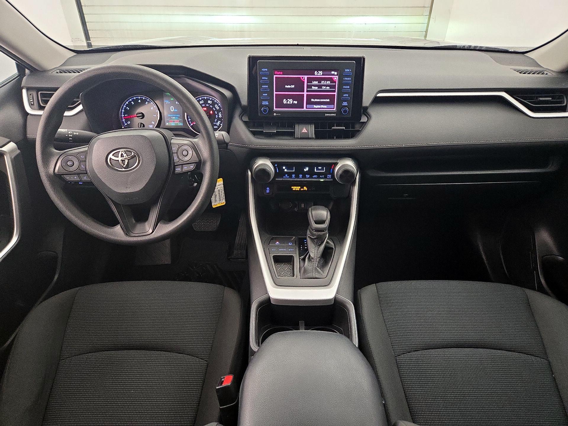 Thumbnail: 2022 Toyota RAV4 - 9