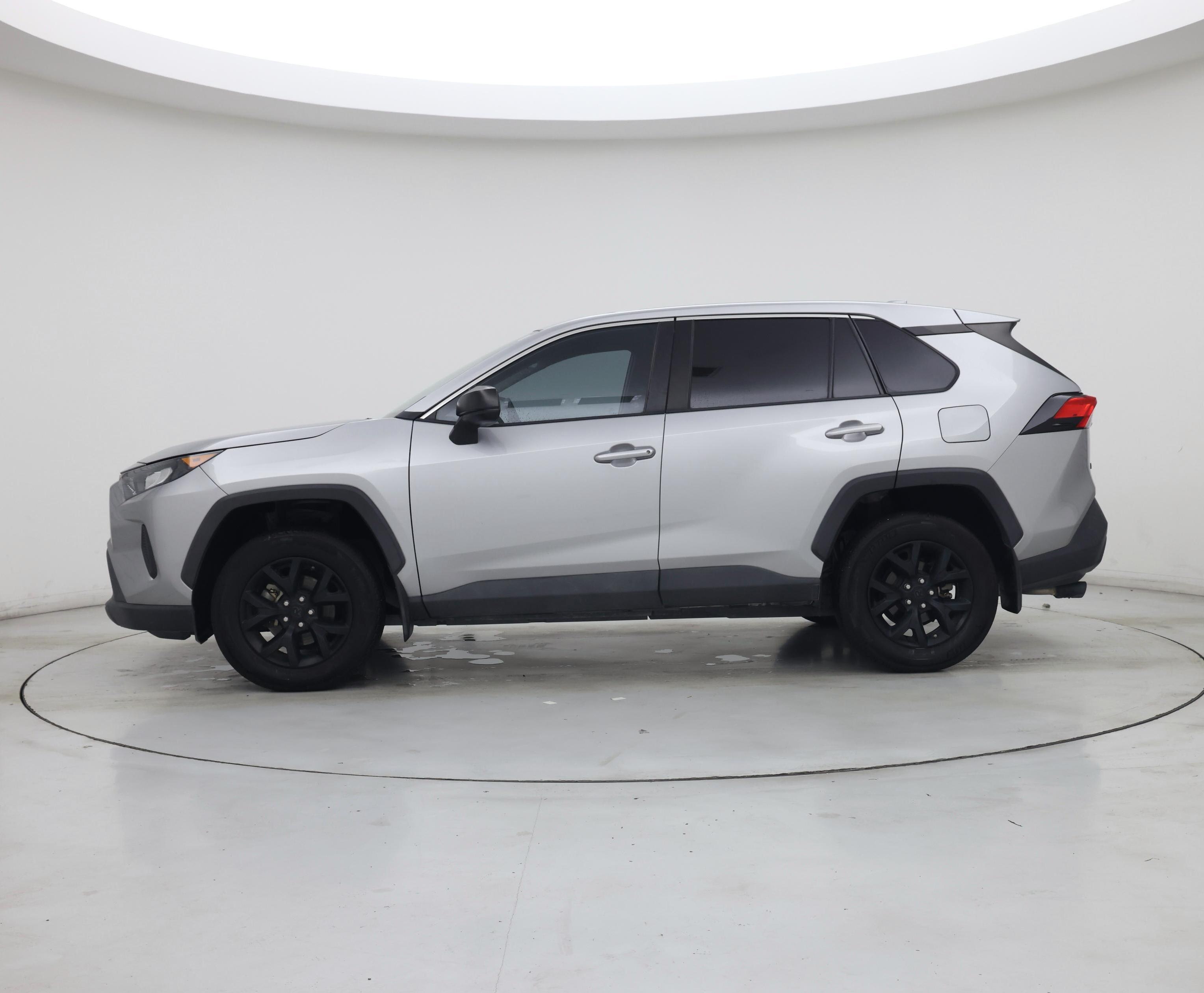 Thumbnail: 2022 Toyota RAV4 - 3