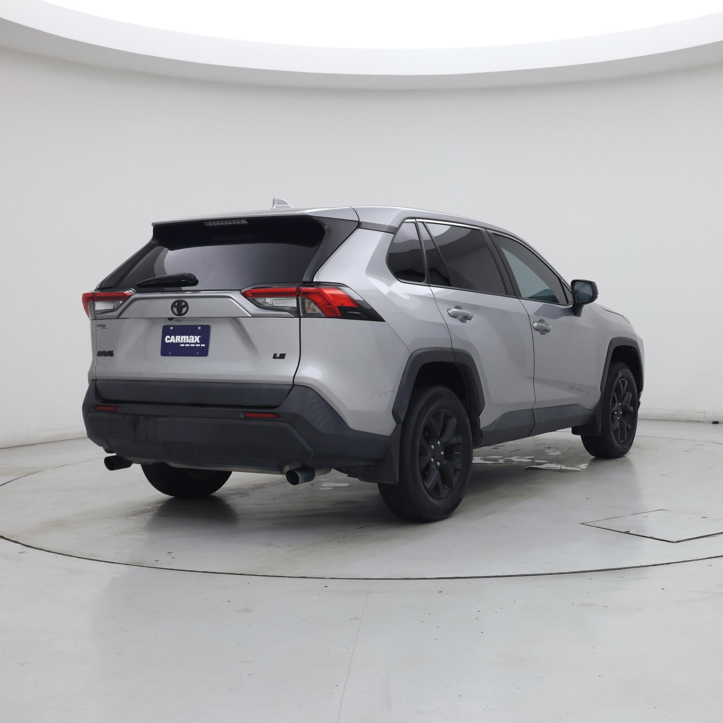 Thumbnail: 2022 Toyota RAV4 - 8