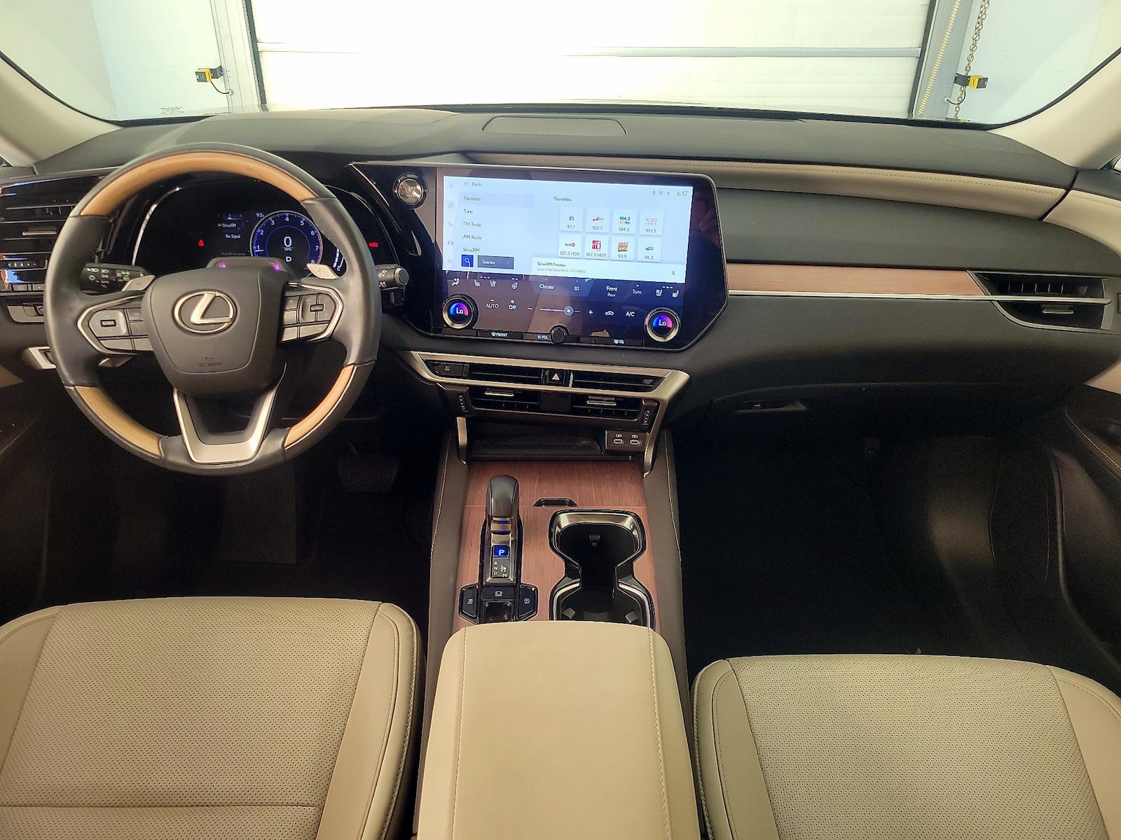 2024 Lexus RX 350 - Photo 10