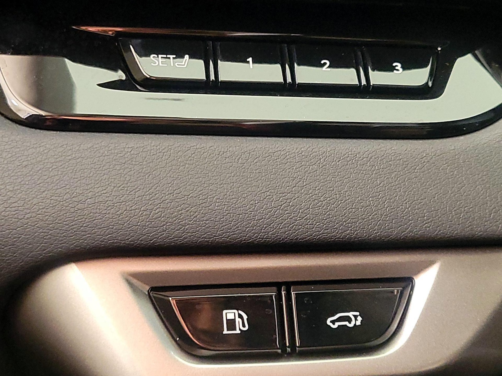 2024 Lexus RX 350 - Photo 14