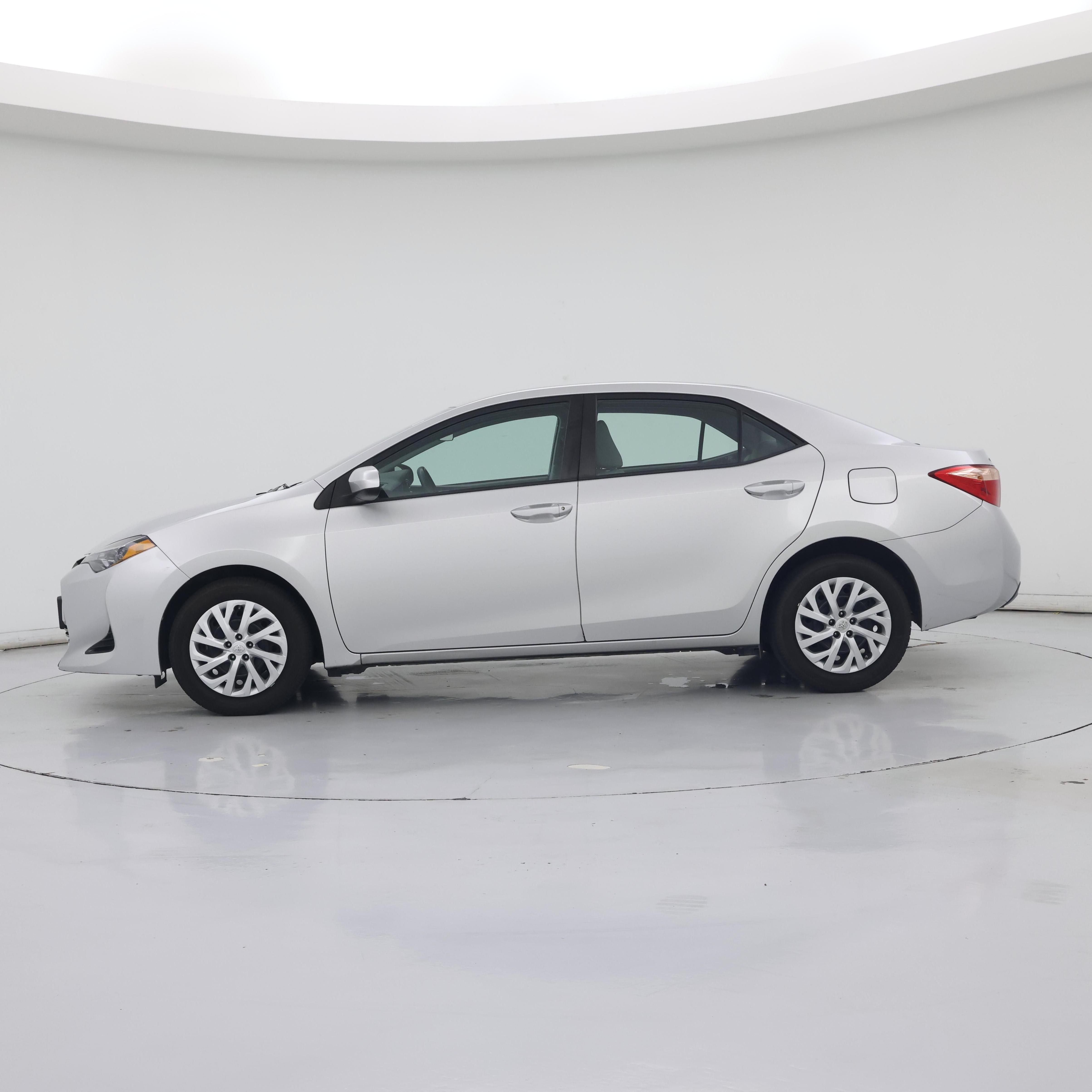 Thumbnail: 2019 Toyota Corolla - 3