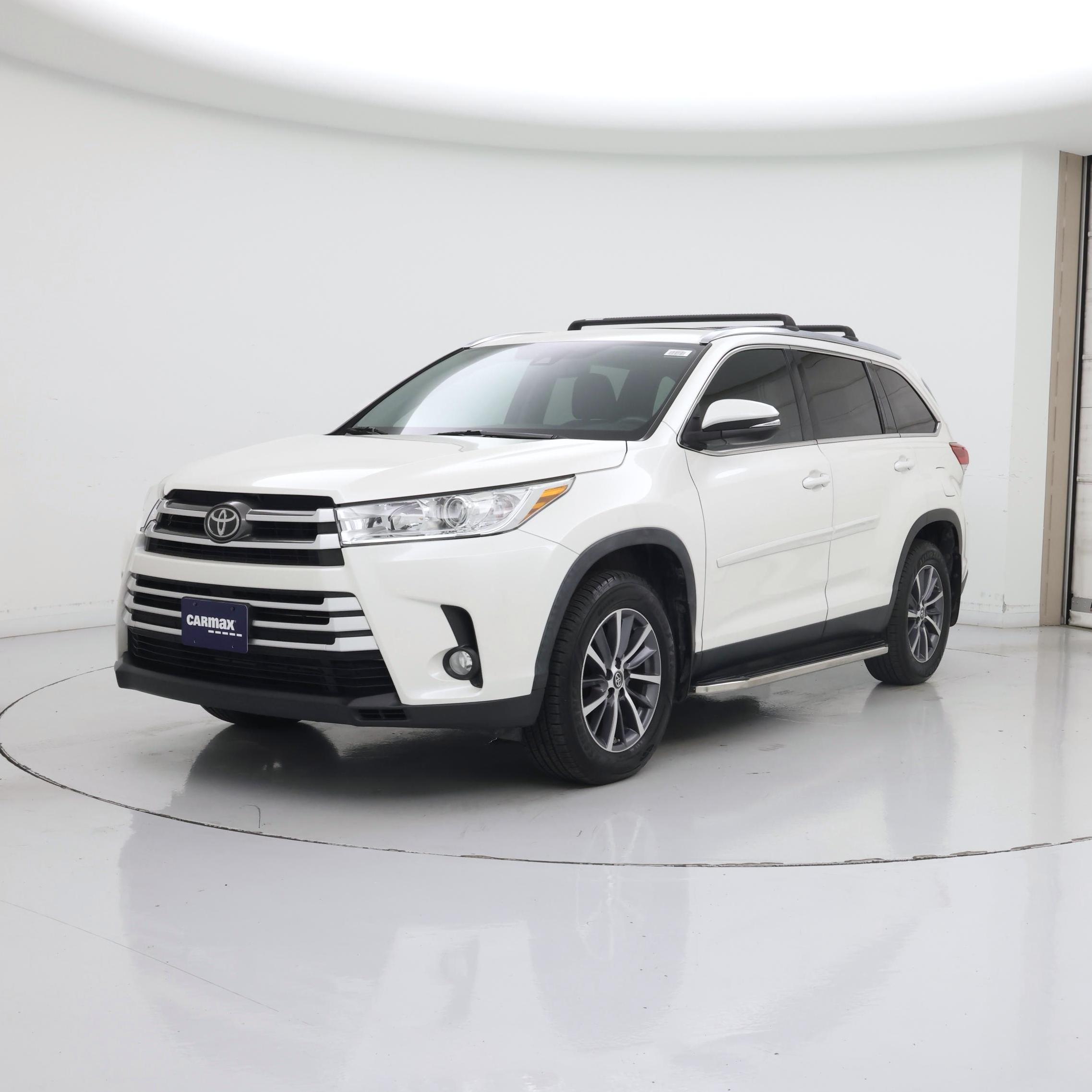 Thumbnail: 2019 Toyota Highlander - 4