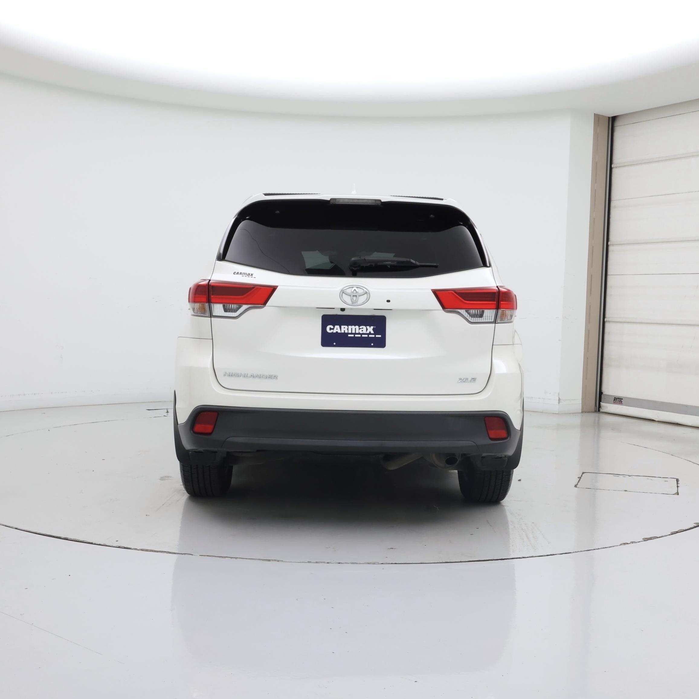 Thumbnail: 2019 Toyota Highlander - 6