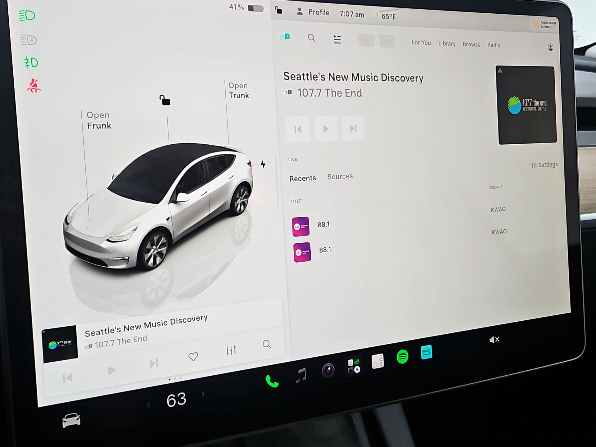 Thumbnail: 2022 Tesla Model Y - 15