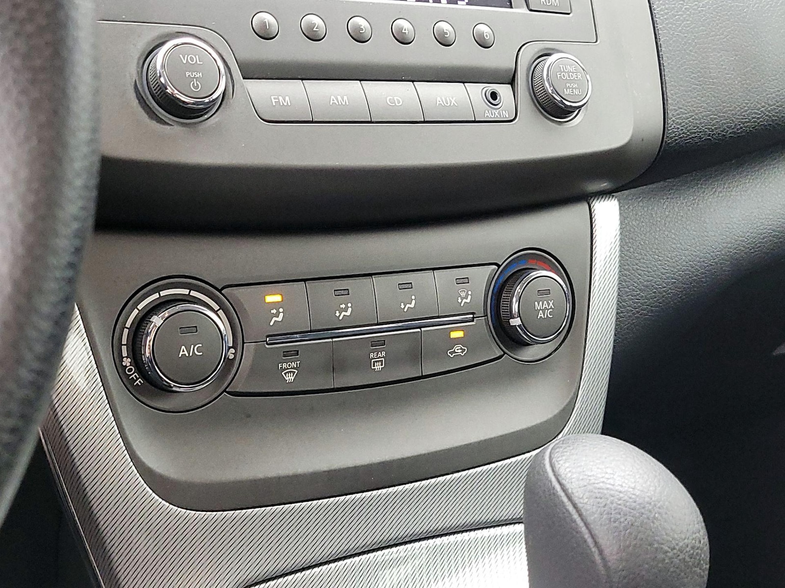 2014 Nissan Sentra SR - Photo 16