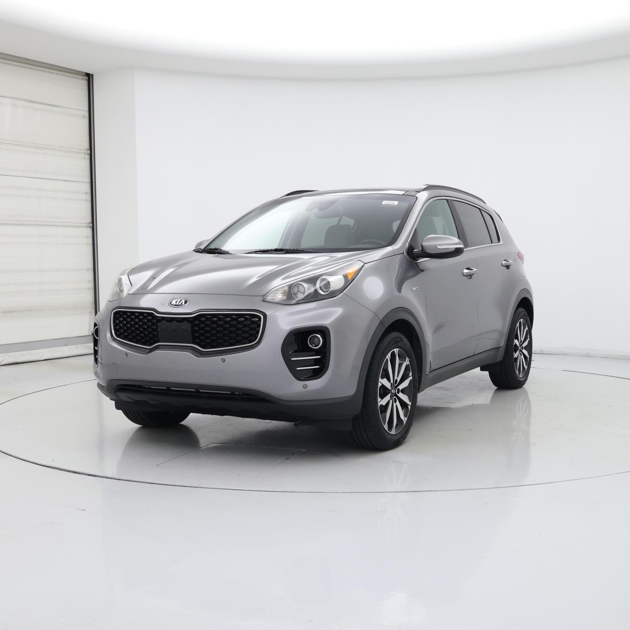 Thumbnail: 2018 Kia Sportage - 4