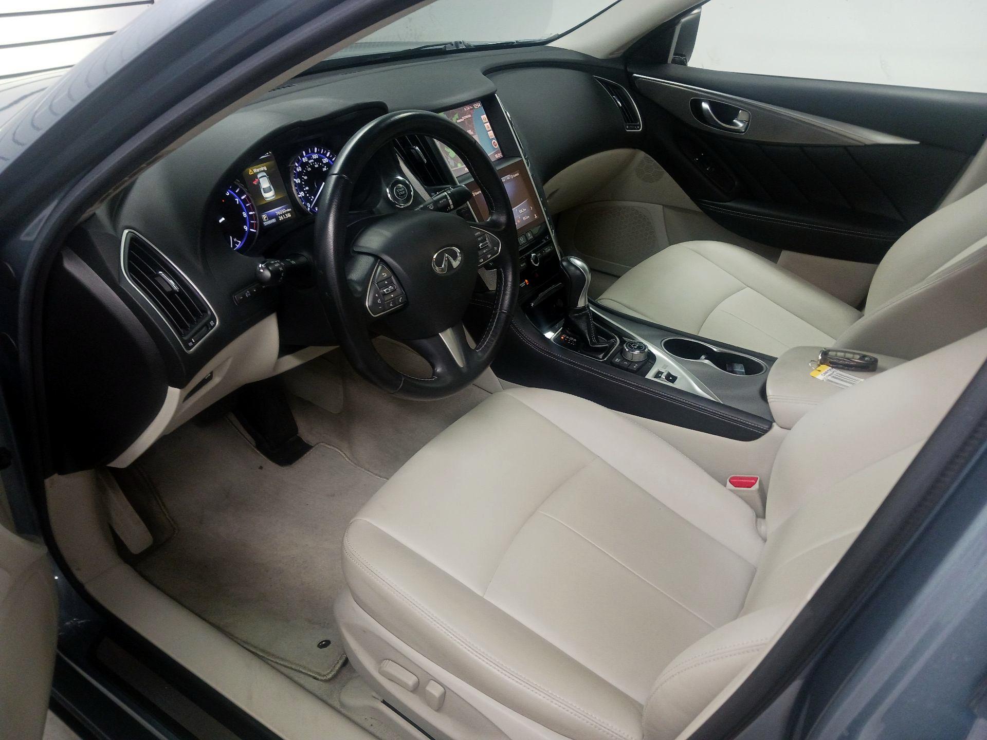 Thumbnail: 2017 INFINITI Q50 - 9