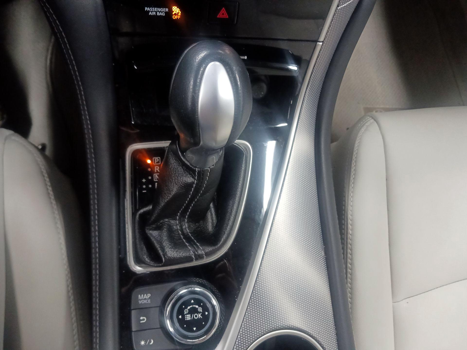 Thumbnail: 2017 INFINITI Q50 - 15