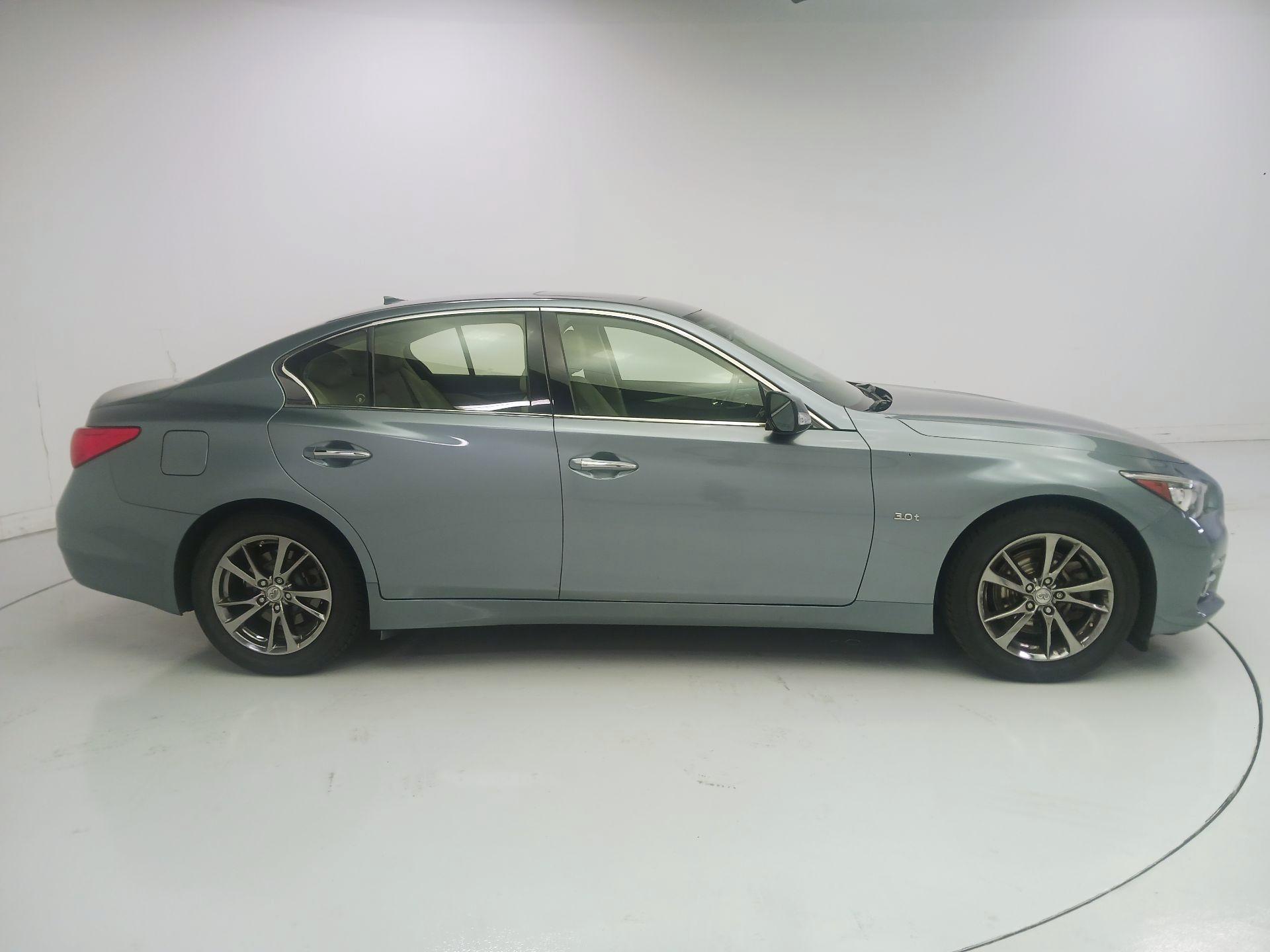 Thumbnail: 2017 INFINITI Q50 - 4