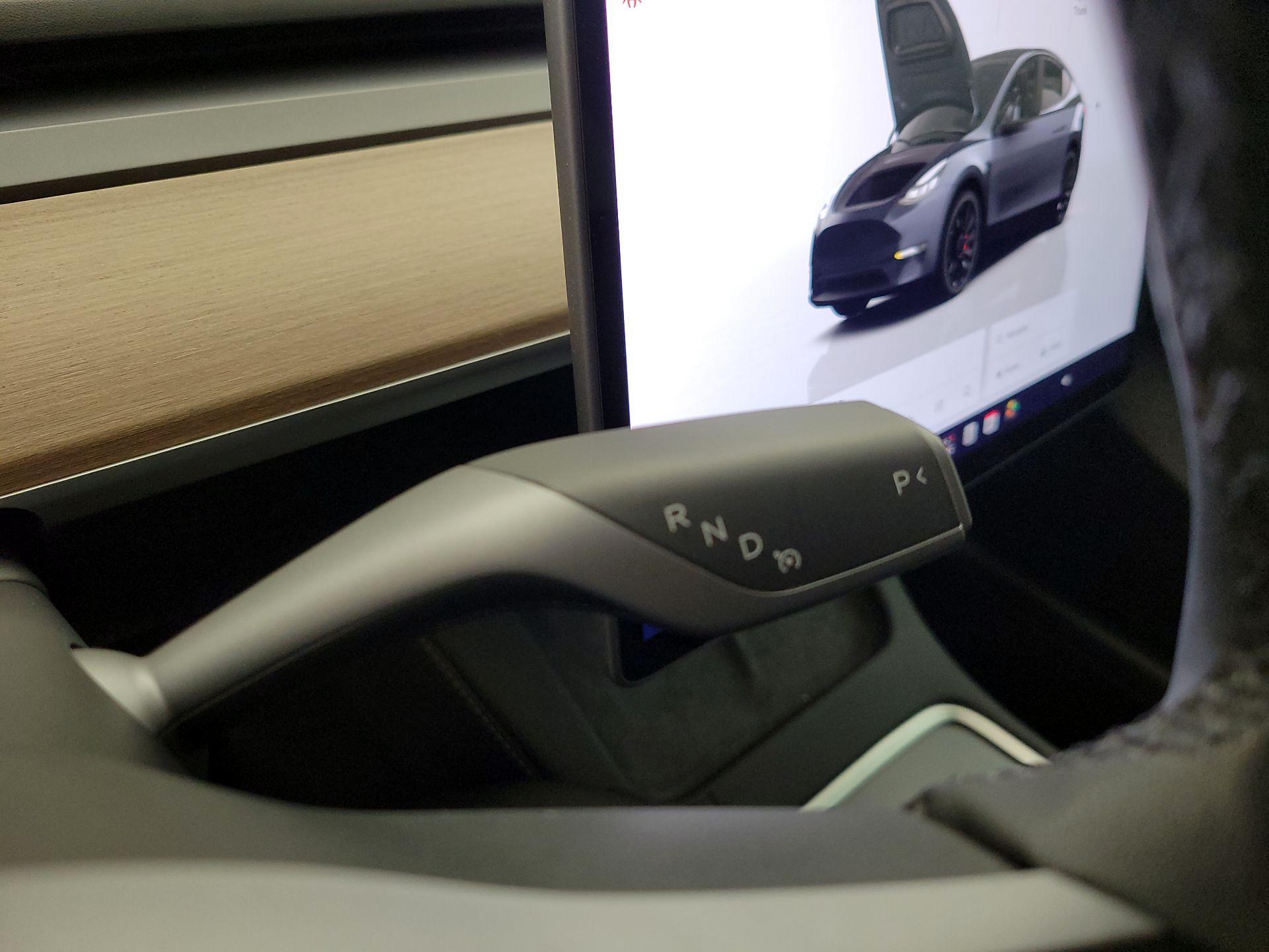 Thumbnail: 2023 Tesla Model Y - 17