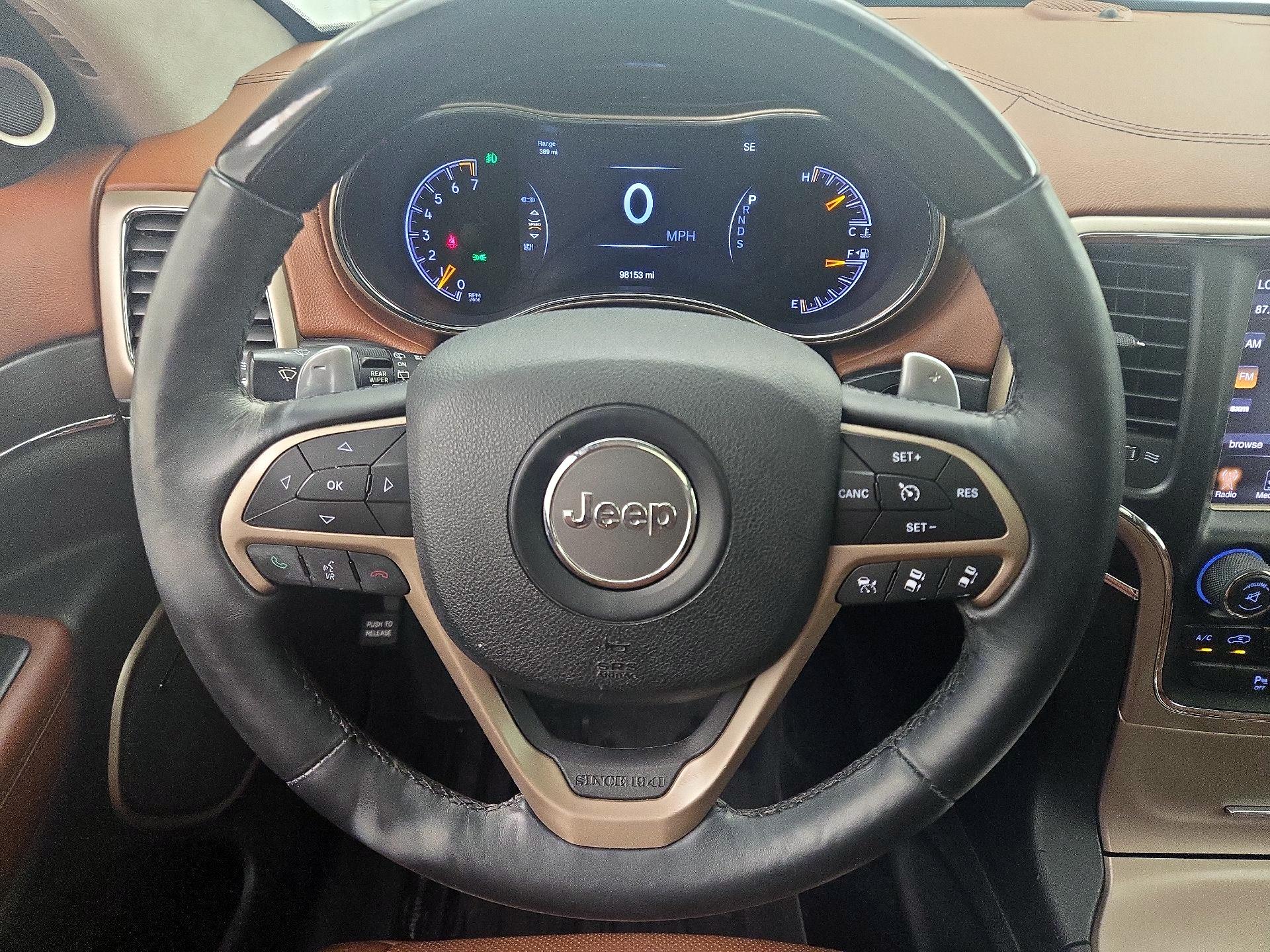 Thumbnail: 2015 Jeep Grand Cherokee - 10