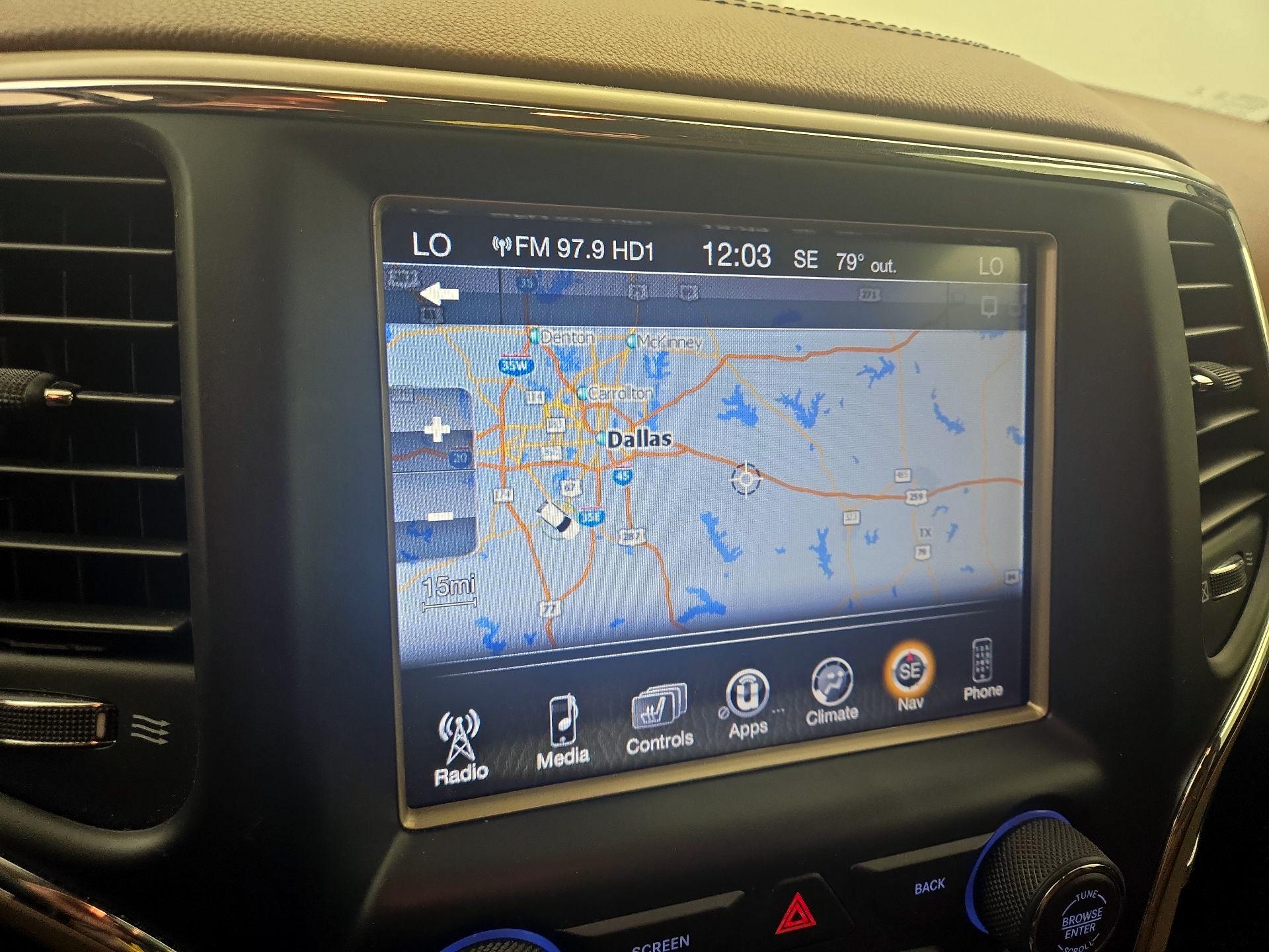 Thumbnail: 2015 Jeep Grand Cherokee - 14