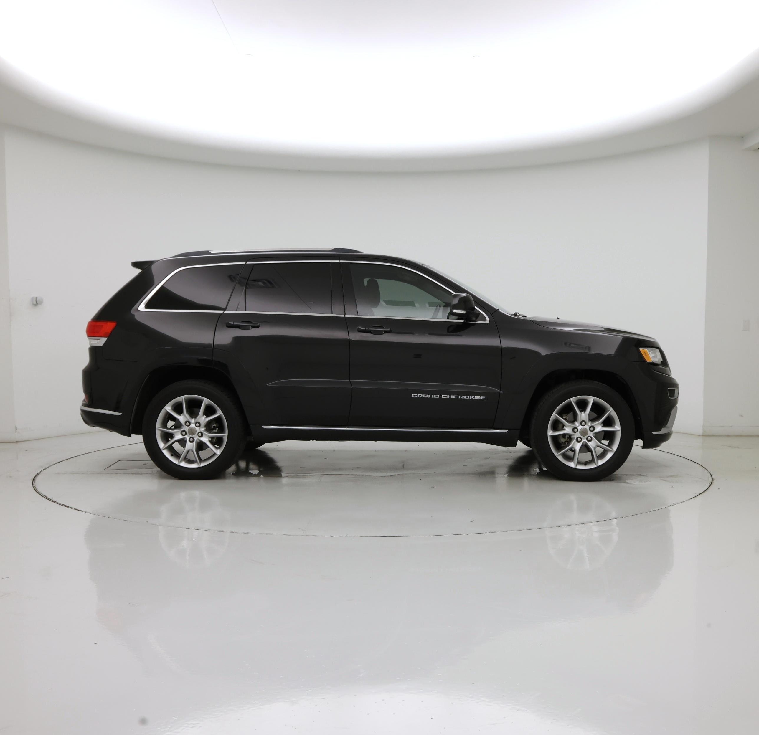 Thumbnail: 2015 Jeep Grand Cherokee - 7