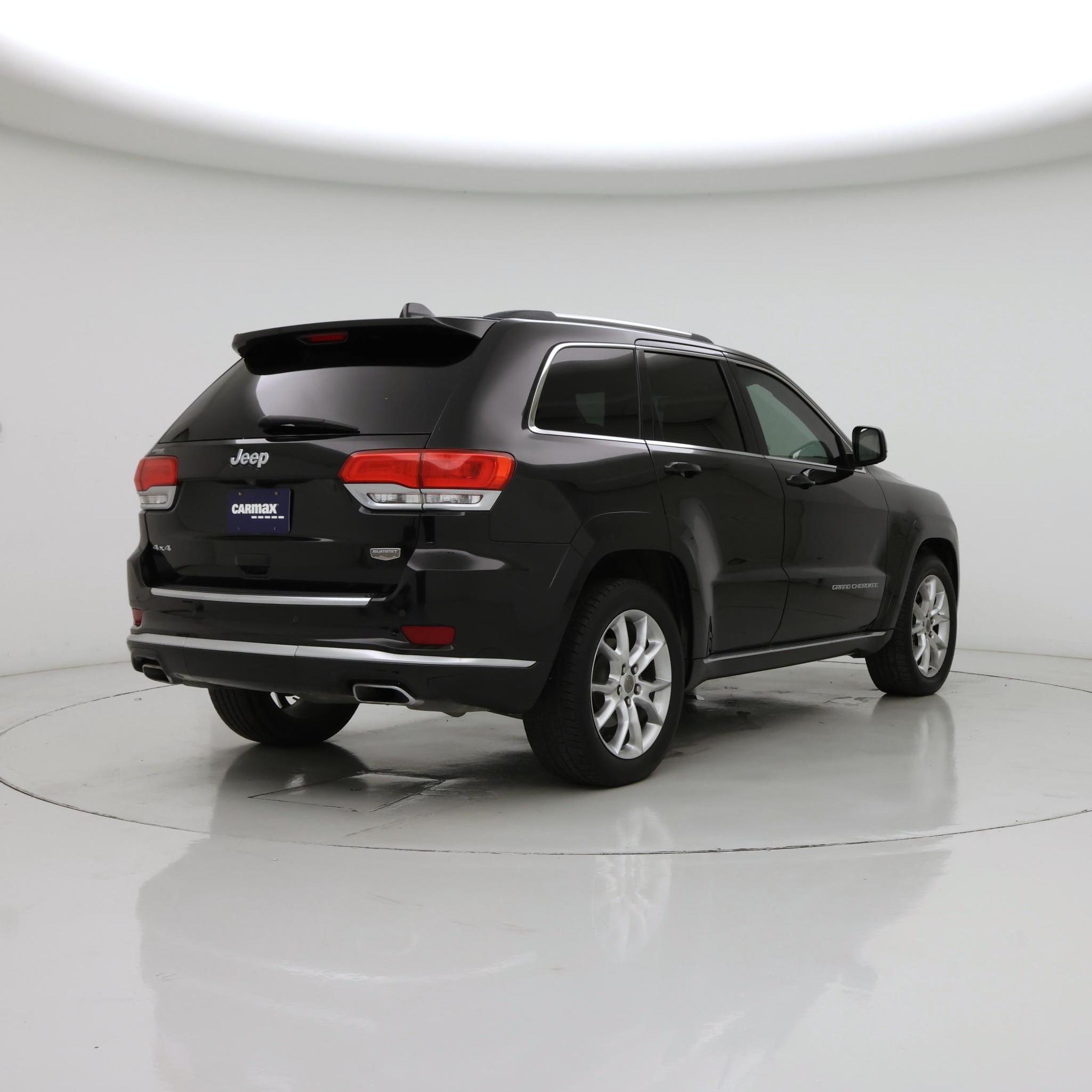 Thumbnail: 2015 Jeep Grand Cherokee - 8