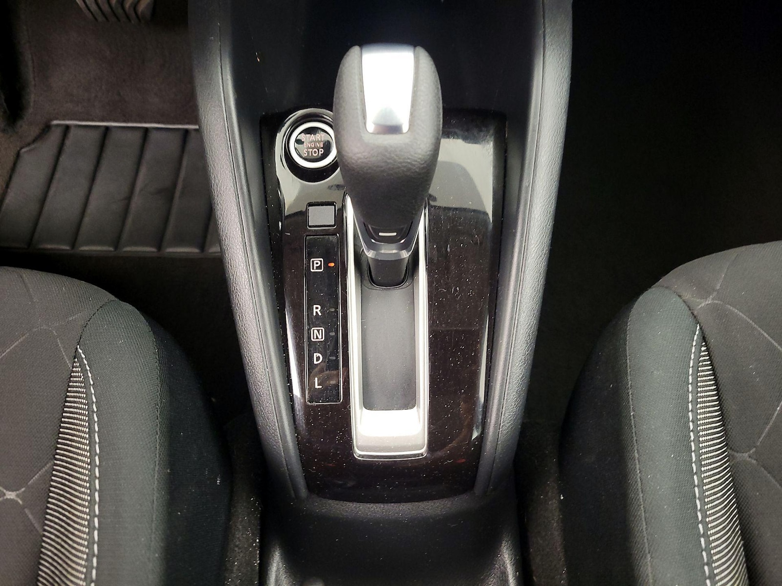 2020 Nissan Kicks S - Photo 17
