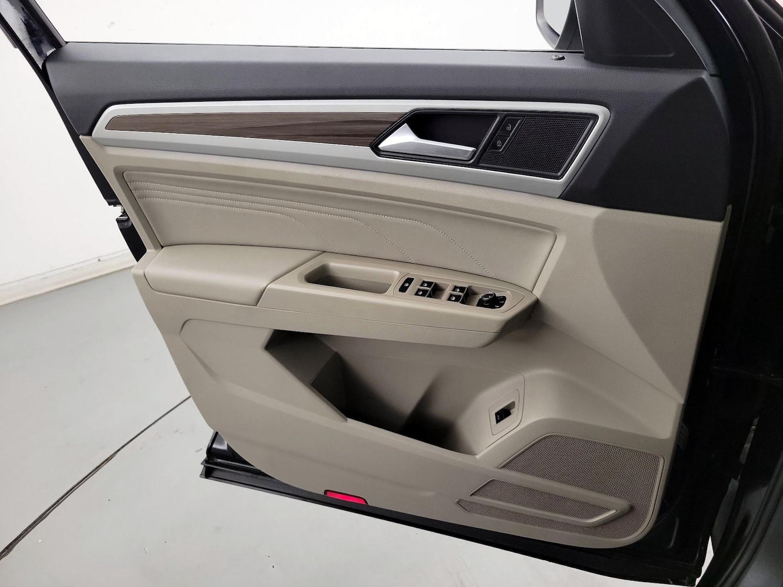 2021 Volkswagen Atlas SEL - Photo 11