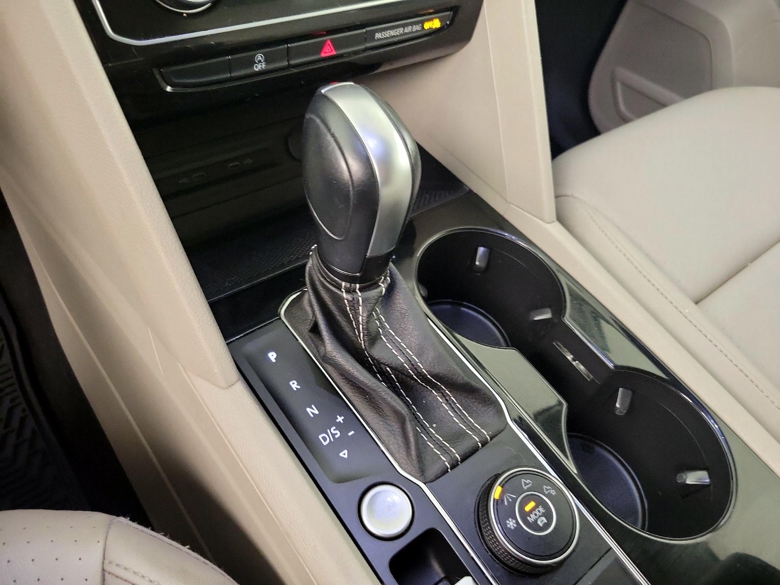 2021 Volkswagen Atlas SEL - Photo 17