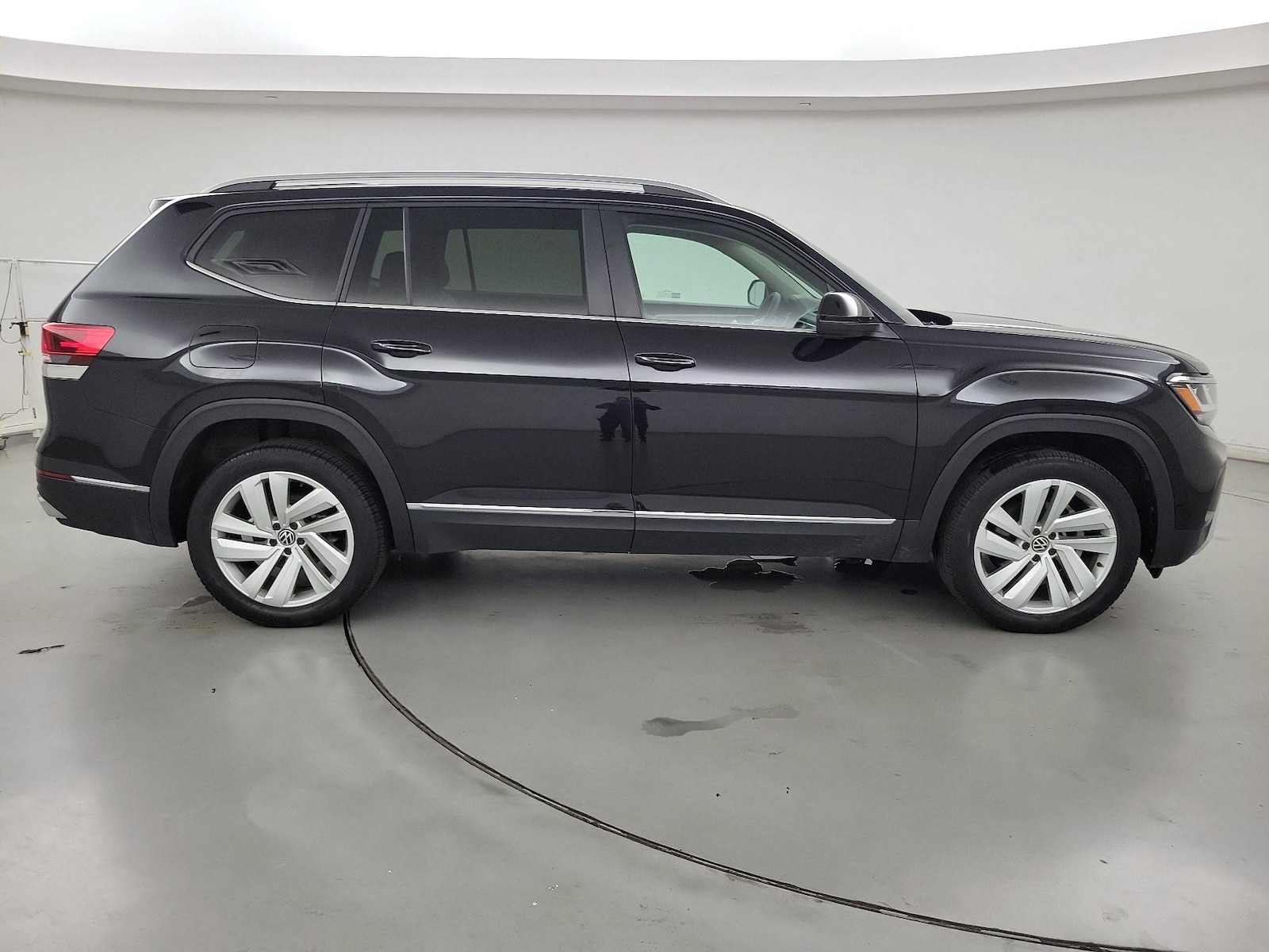 2021 Volkswagen Atlas SEL - Photo 4