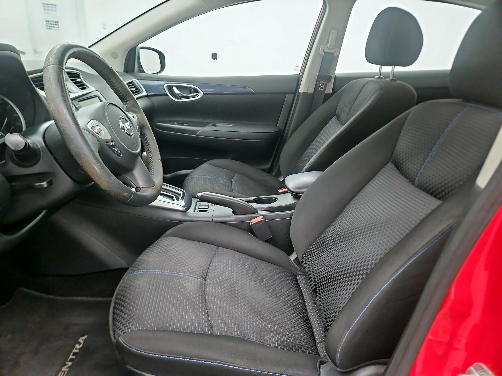 Thumbnail: 2019 Nissan Sentra - 9