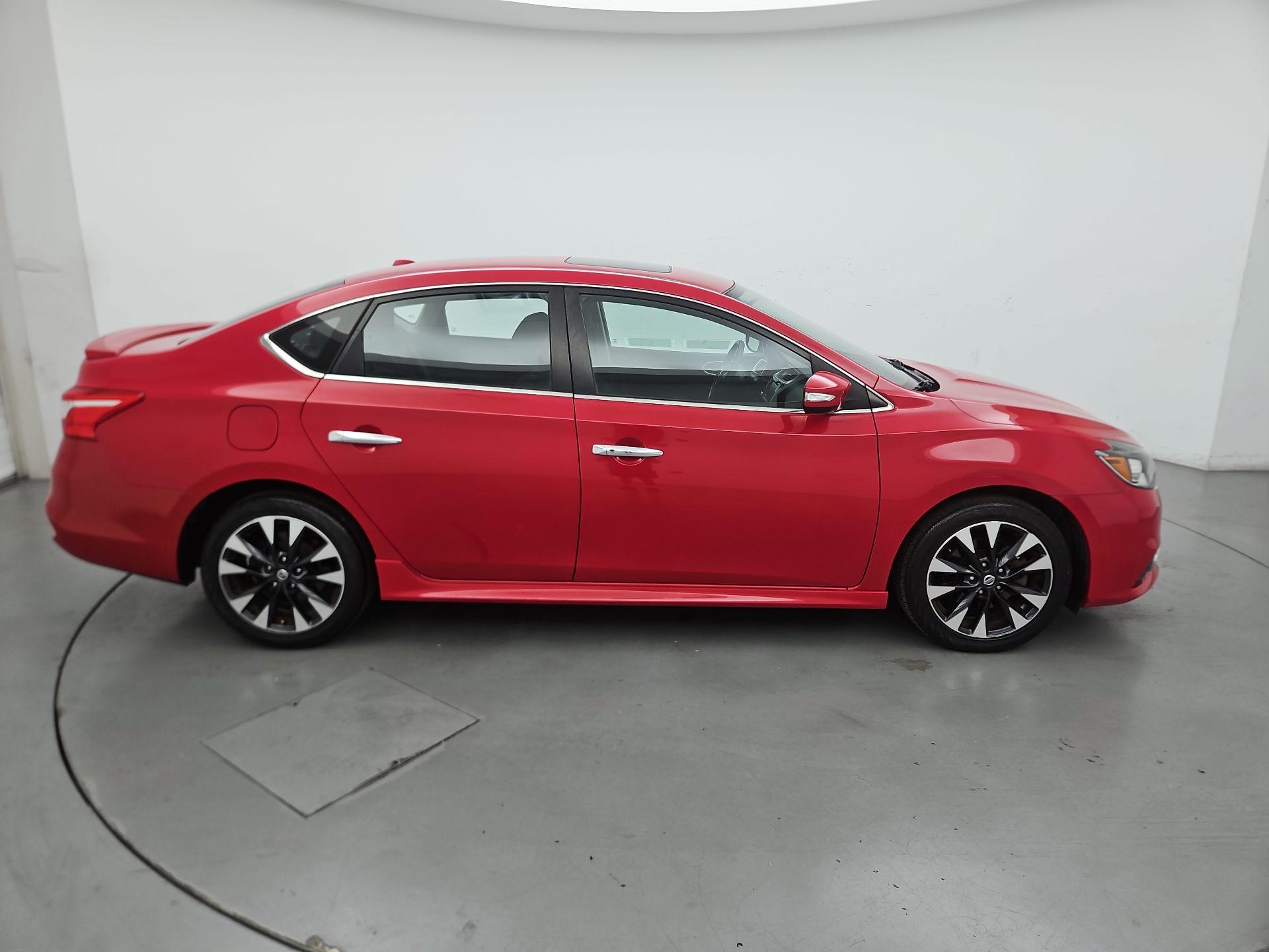 Thumbnail: 2019 Nissan Sentra - 4