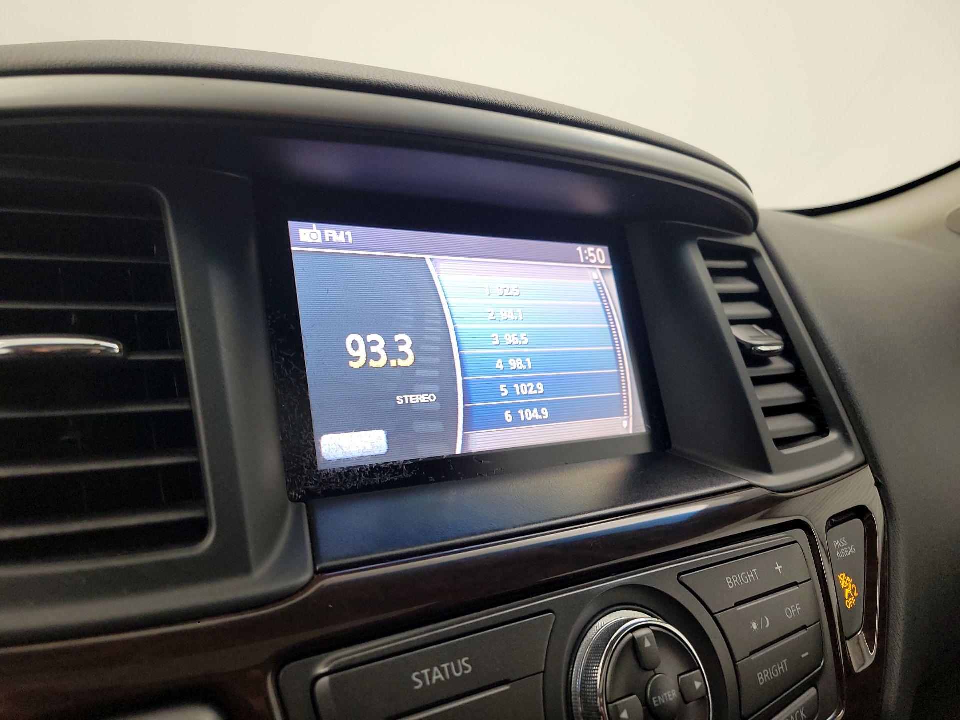 Thumbnail: 2014 Nissan Pathfinder - 15