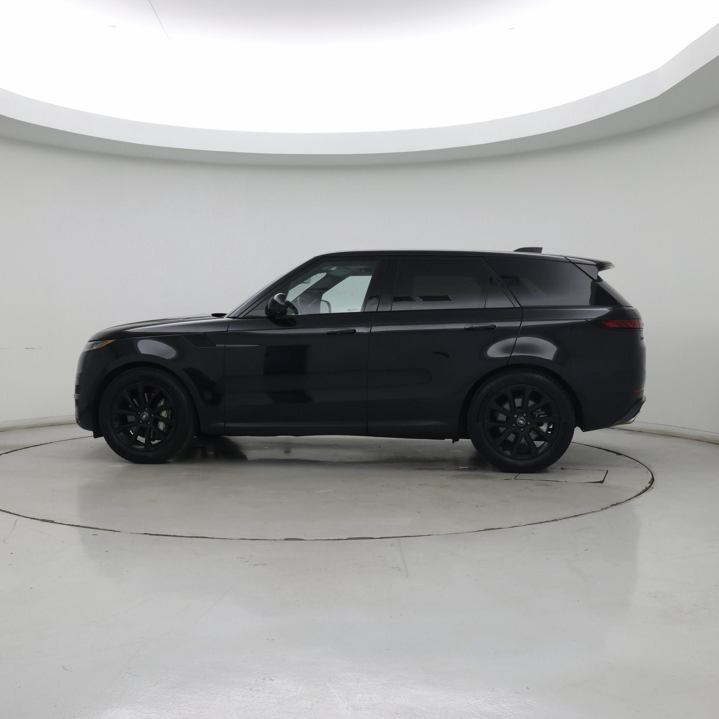 Thumbnail: 2023 Land Rover Range Rover Sport - 3
